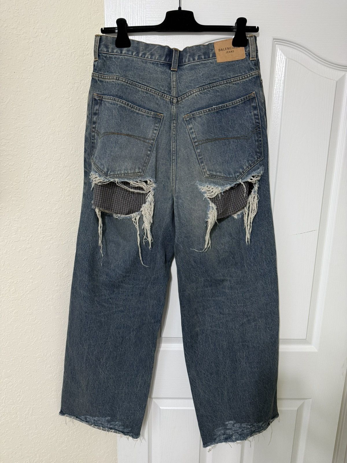 Balenciaga Balenciaga Destroyed Layered Pants SAMPLE Size US 30 / EU 46 - 5 Thumbnail