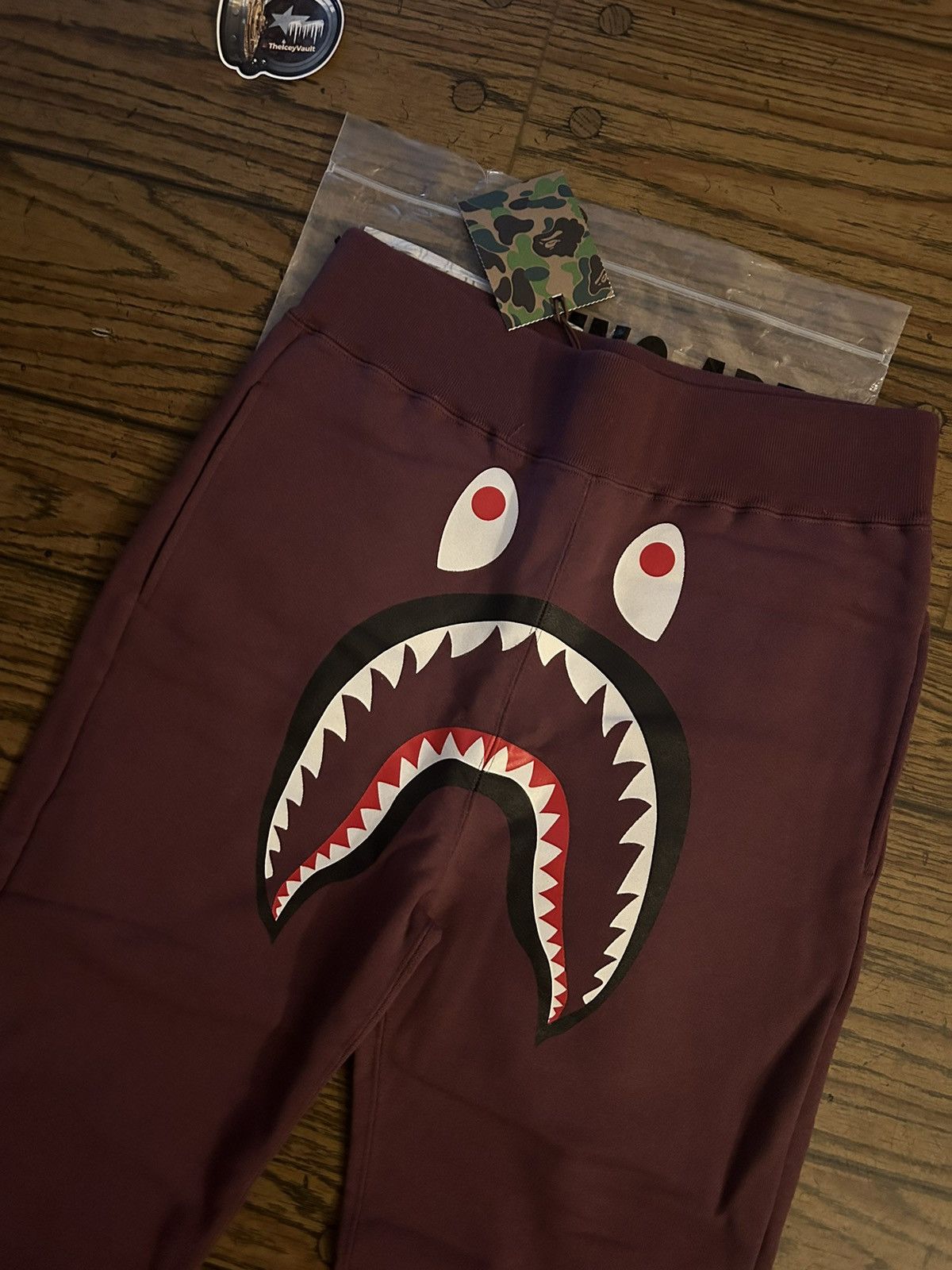 Bape Bape Burgundy Shark Slim Sweat Pants Size US 30 / EU 46 - 2 Thumbnail