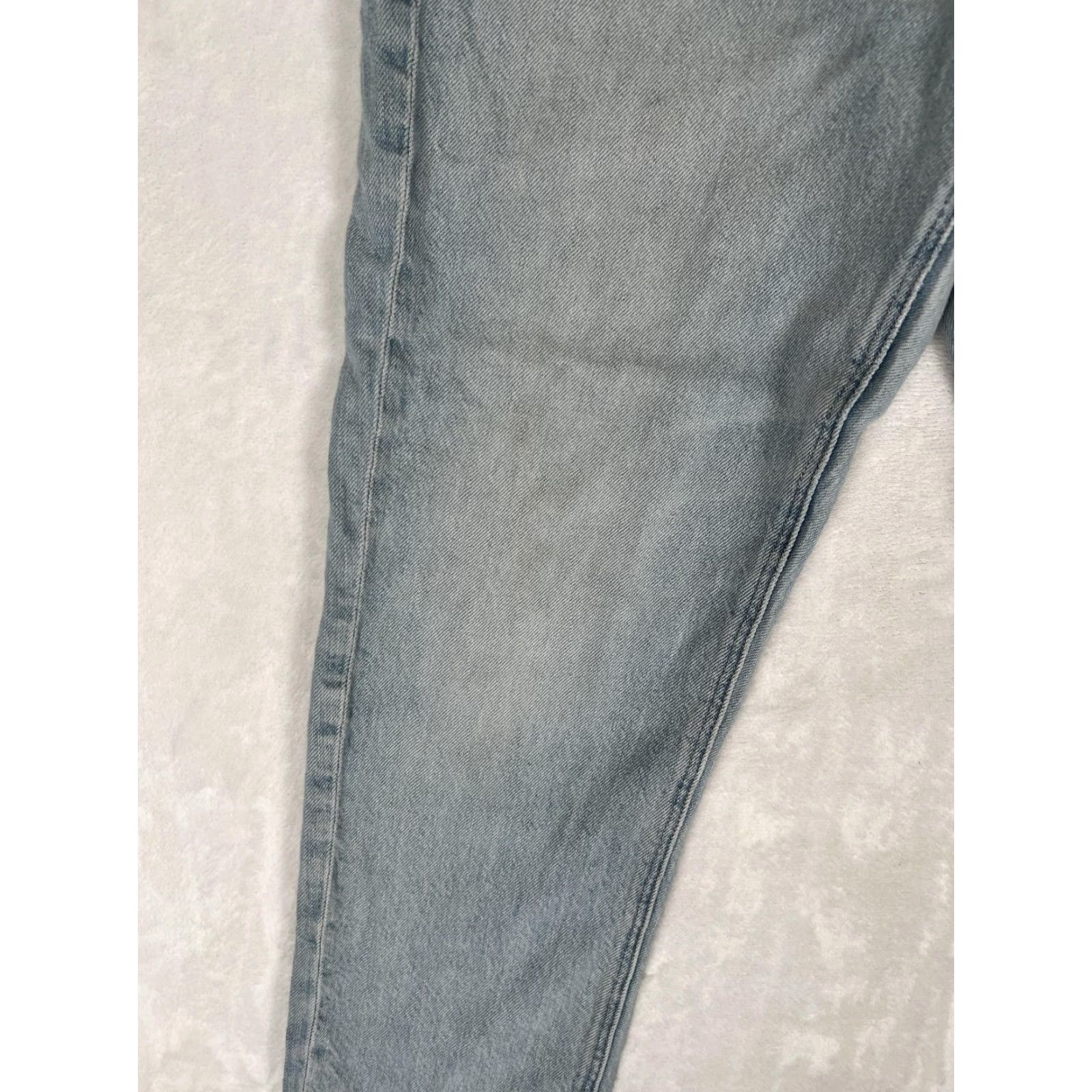 Vintage VINTAGE American Eagle Jeans Womens 8 Light Wash Mom Jean Strigid Blue Denim High Rise Womens Jeans Size 30" / US 8 / IT 44 - 3 Thumbnail