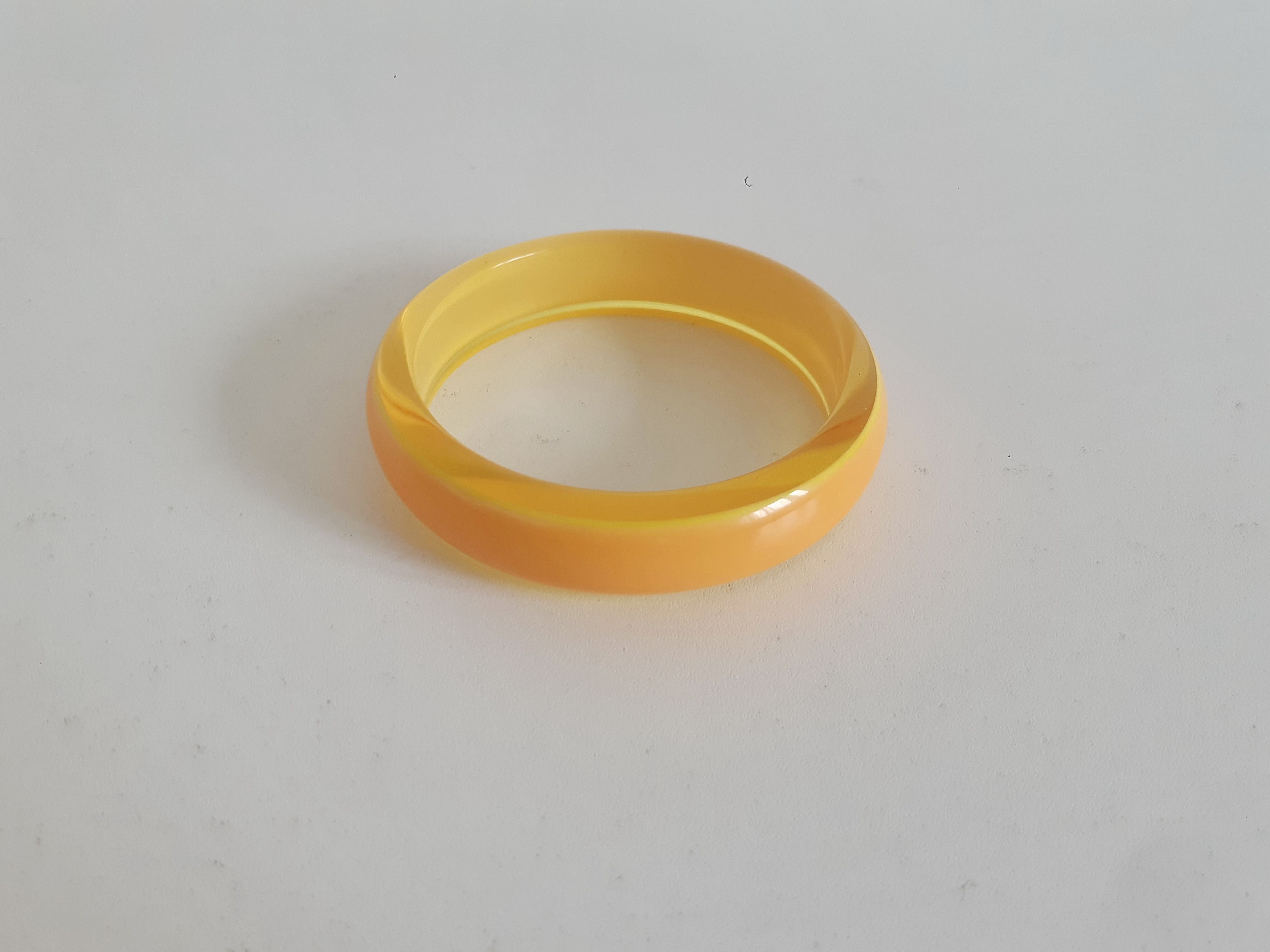 Other Vintage BAKELITE Bangl Bracelet Size ONE SIZE - 1 Thumbnail