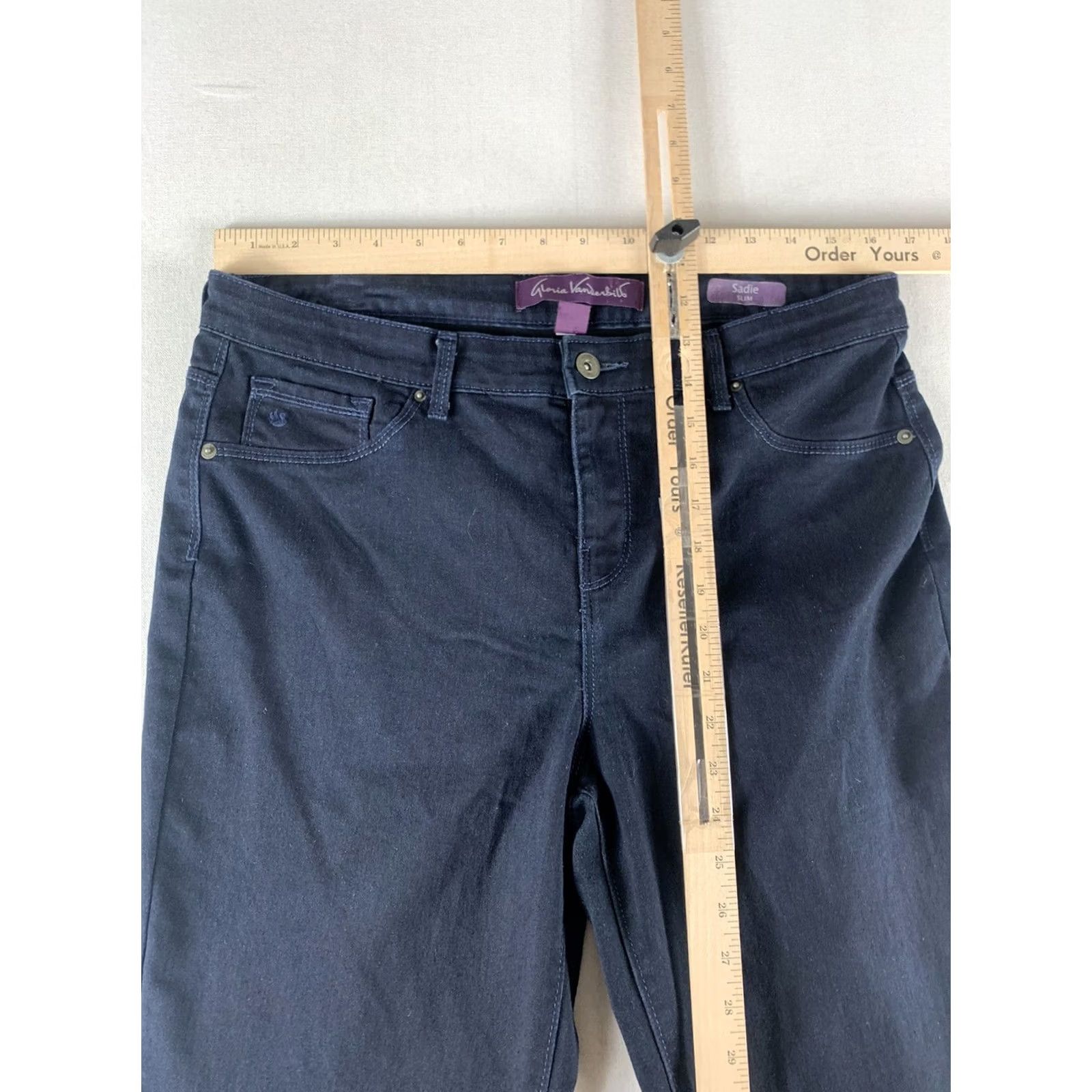 Gloria Vanderbilt VINTAGE Gloria Vanderbilt Saide Slim Jeans WOMENS Size 12 Dark Blue 34x30 Slim Straight Pockets Belt Loops Denim Cotton Size 34" / US 12 / IT 48 - 7 Thumbnail