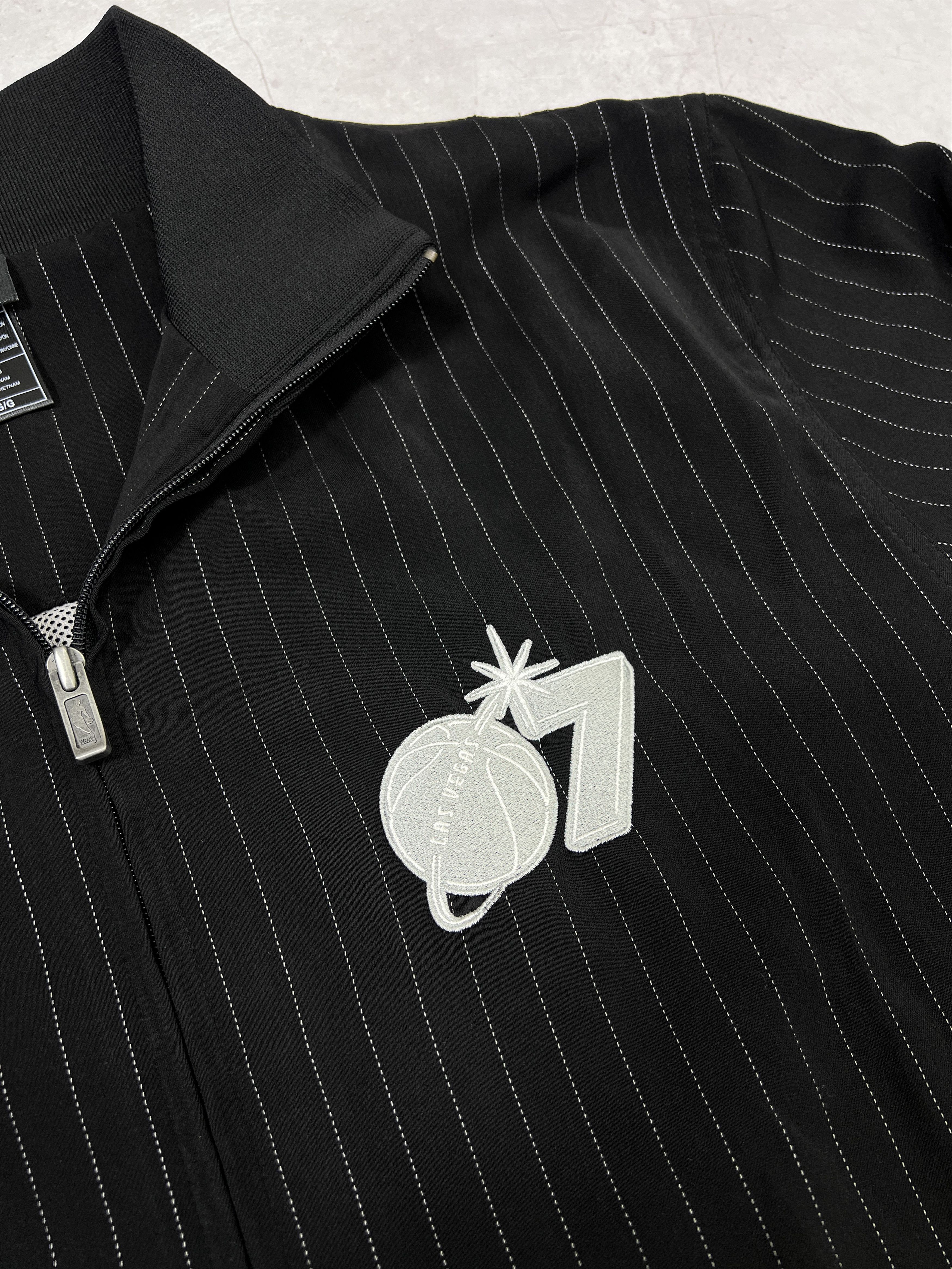 Adidas × NBA Y2K Adidas Track Jacket Las Vegas NBA Size US L / EU 52-54 / 3 - 12 Thumbnail