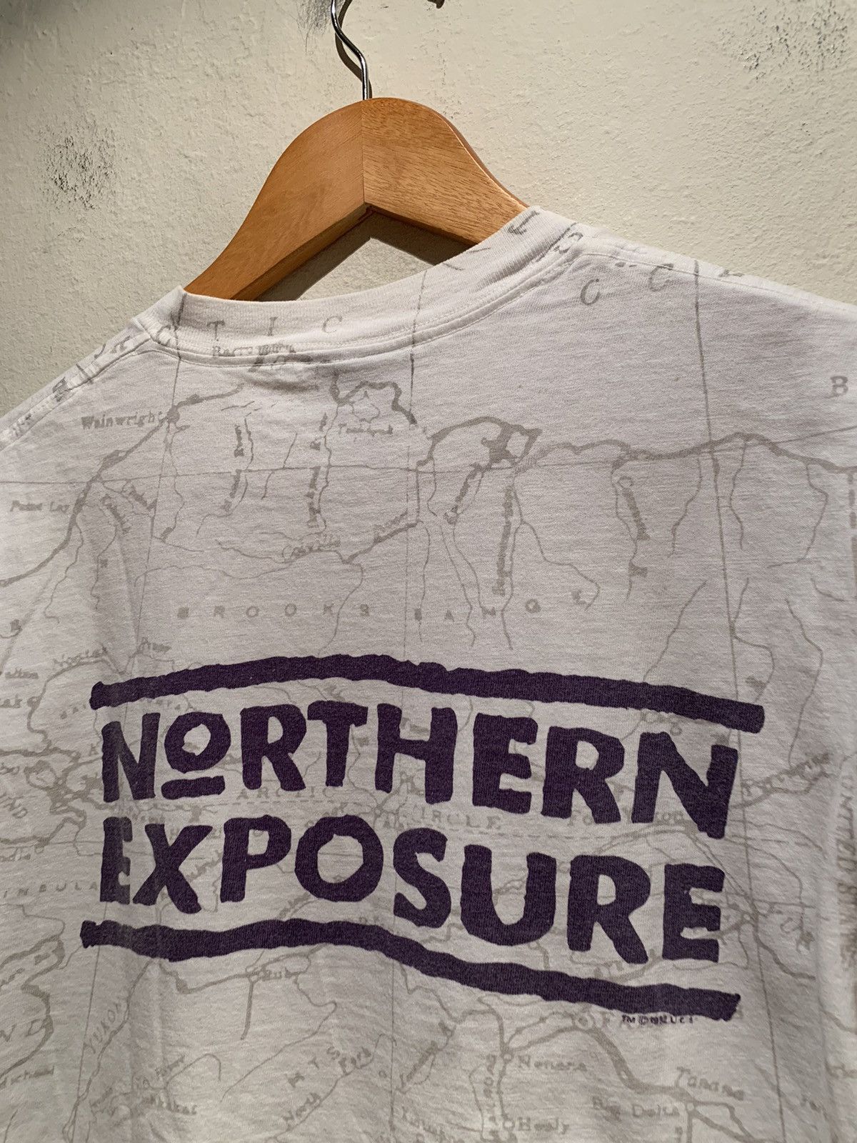 Vintage RARE Vintage 90s Northern Exposure TV Show Alaska AOP Shirt Size US M / EU 48-50 / 2 - 4 Thumbnail