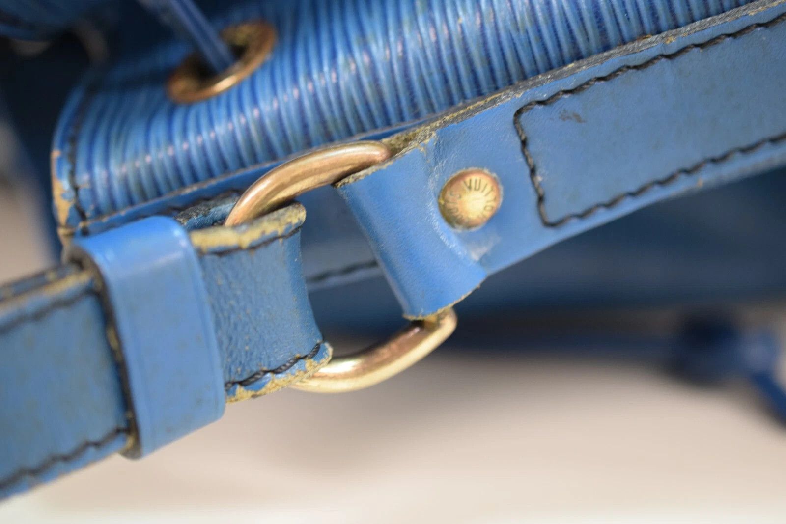 Louis Vuitton Louis Vuitton Petit Noé Shoulder Bag Epi Leather Blue M44105 Size ONE SIZE - 10 Thumbnail