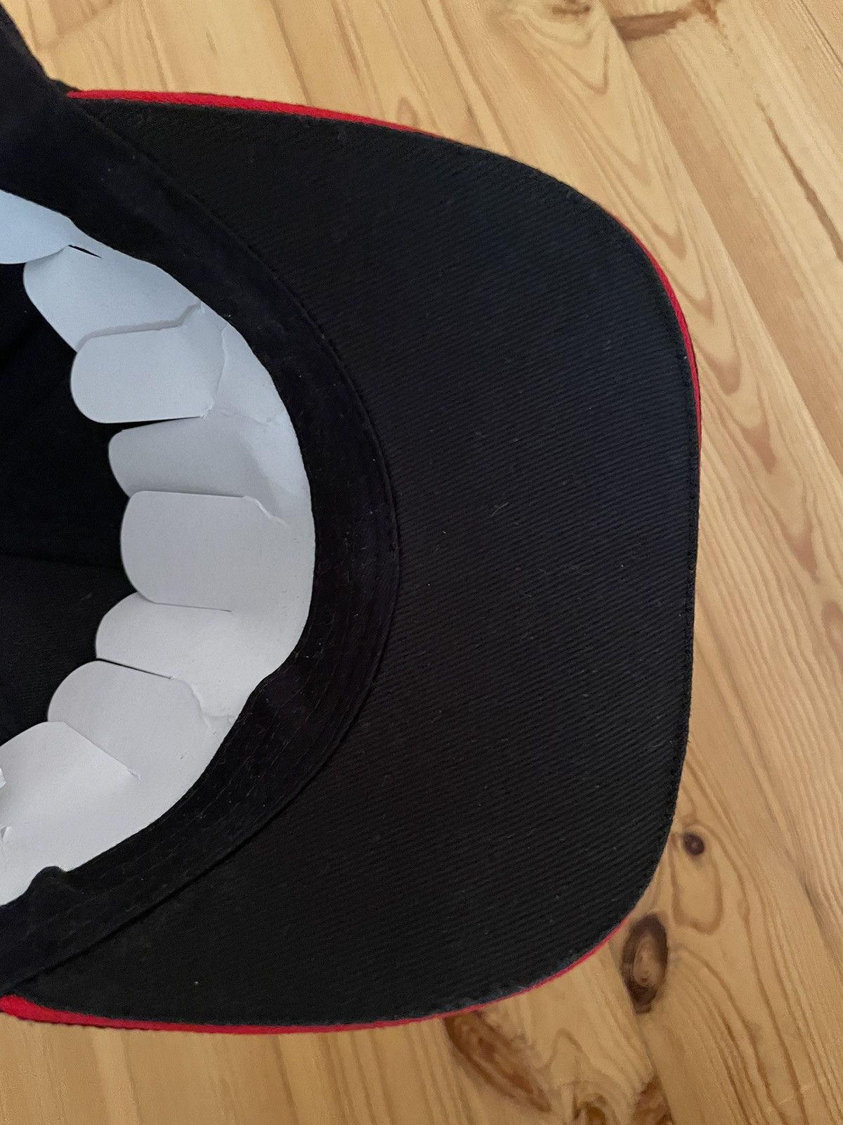 Formula 1 NWT Yokohama Official cap Size ONE SIZE - 4 Thumbnail
