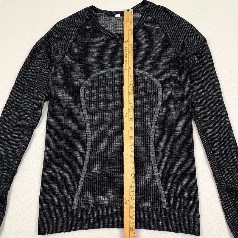 Lululemon **Lululemon Swiftly Tech Womens Long Sleeve Gray Wool Blend Gym Shirt** User: **Lululemon Swiftly Tech Womens Gray Wool Blend Long Sleeve Gym Shirt** Size XS / US 0-2 / IT 36-38 - 4 Thumbnail