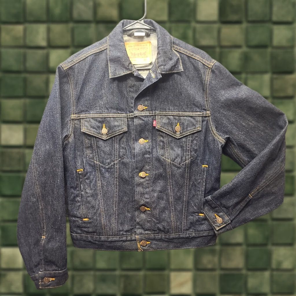 Levi's VINTAGE Levi's Trucker Jacket Womens Small 70516-4806 Denim Blue Long Sleeve Button Cotton 80s 90s Retro Fits Regular Womens Jacket Size S / US 4 / IT 40 - 1 Thumbnail