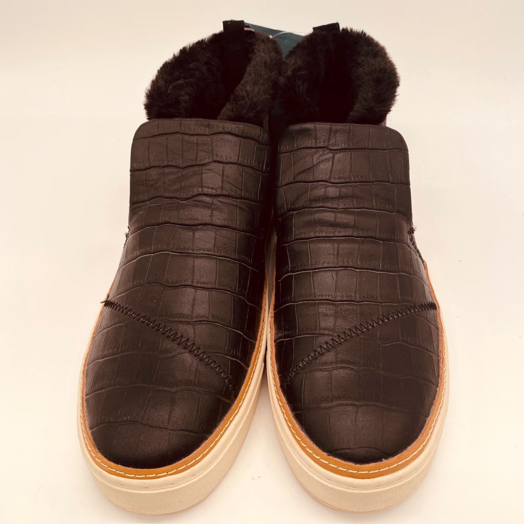 Toms TOMS Paxton Slip On Sneakers Womens 8.5 Black Crocodile Embossed Leather Shirt Womens Shoes Crocodile Embossed Leather 90s? Size US 7 / IT 37 - 3 Thumbnail