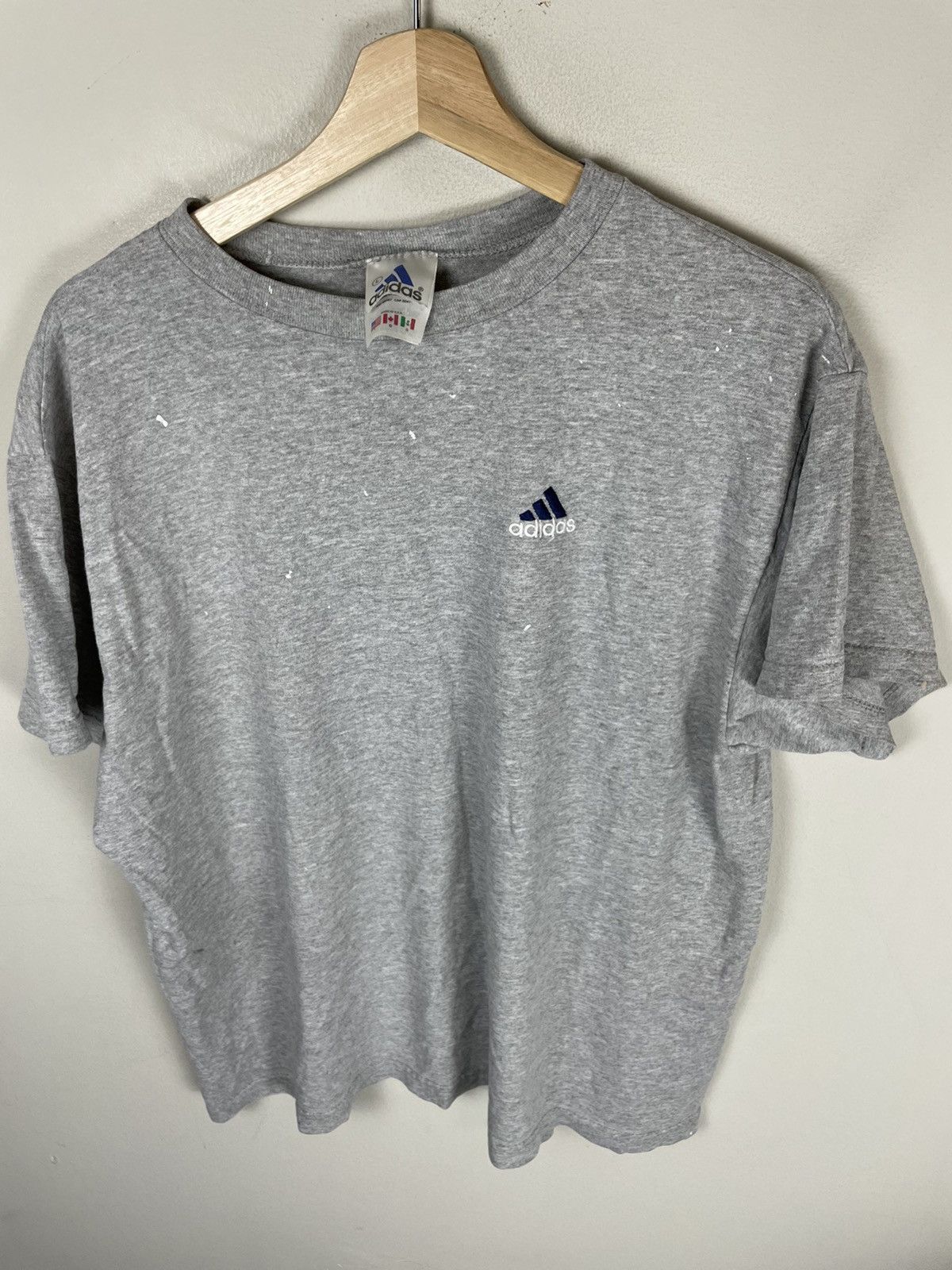 Adidas × Vintage Vintage Adidas Chest Logo Tee Size US L / EU 52-54 / 3 - 1 Thumbnail