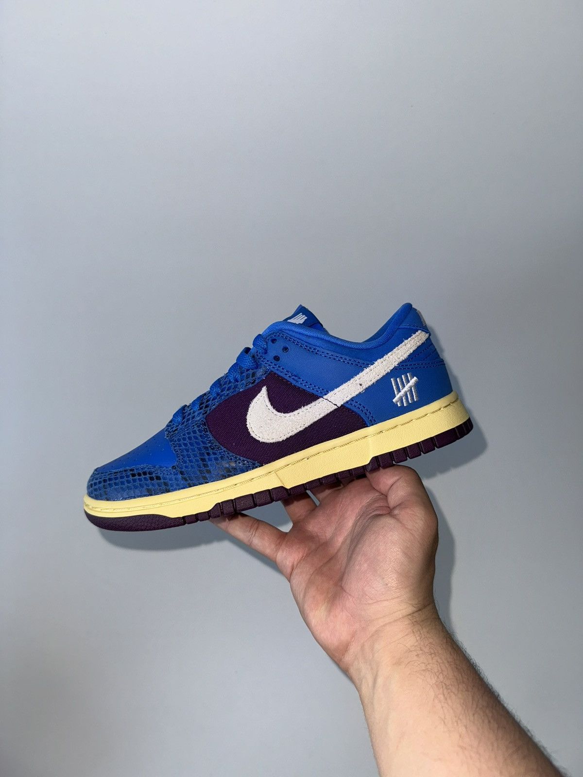 Nike × Undefeated Nike Dunk Low x Undefeated 5 On It Size US 5 / EU 37 - 1 Thumbnail