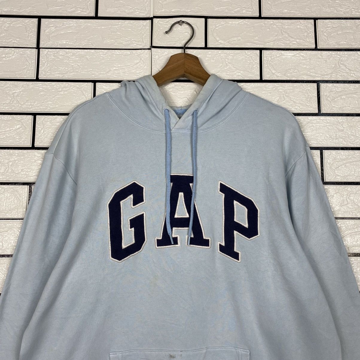 Japanese Brand 📌Baby Blue Gap Hoodie Pull Over Embroidery Size US L / EU 52-54 / 3 - 13 Thumbnail