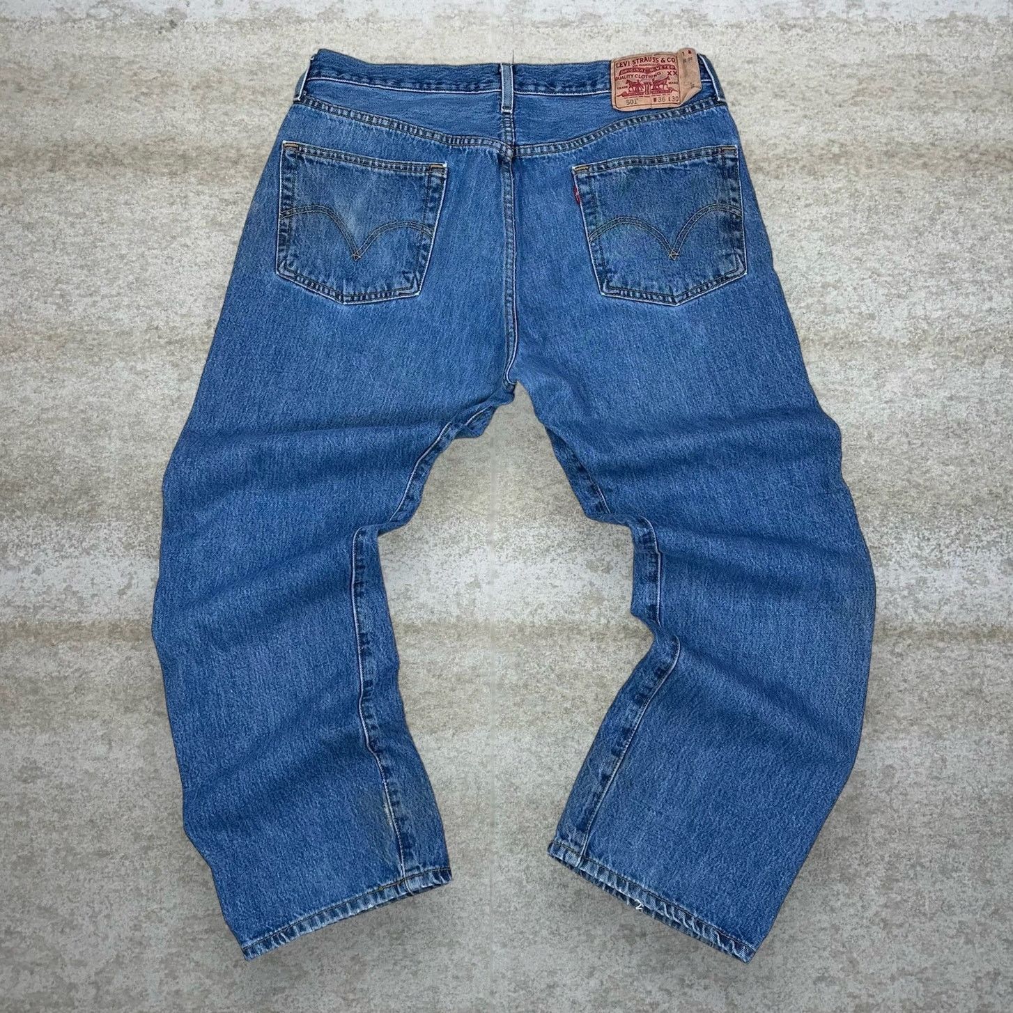 Levi's Vintage 90s Levis Jeans 501 36x30 Straight Fit Medium Wash Size US 36 / EU 52 - 1 Thumbnail