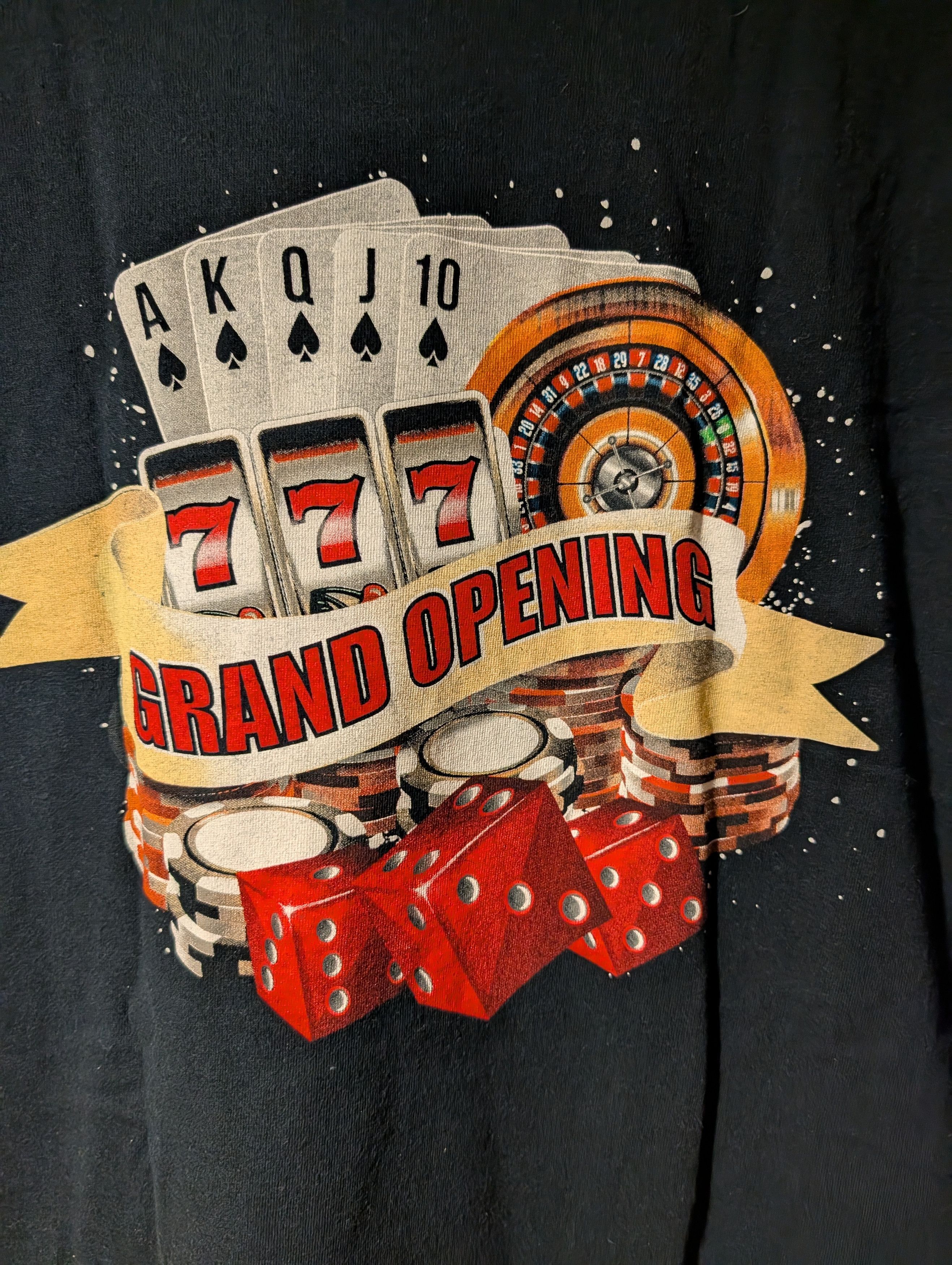 Gildan Vintage Y2K Casino Tigoa Downs Betting Gambling T-Shirt Size US XL / EU 56 / 4 - 2 Thumbnail