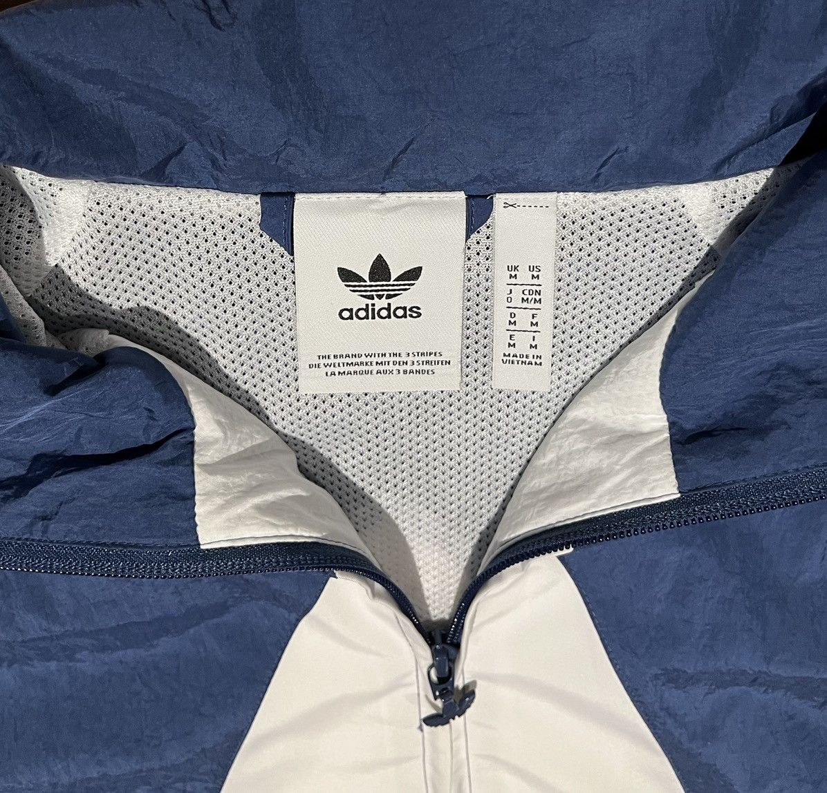 Adidas Vintage Adidas Original Windbreaker Size US M / EU 48-50 / 2 - 3 Thumbnail