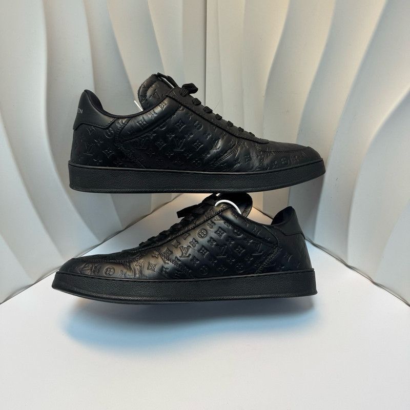 Louis Vuitton Louis Vuitton Rivoli Mini Monogram Low Top Sneakers -2508 Size US 9.5 / IT 39.5 - 6 Thumbnail