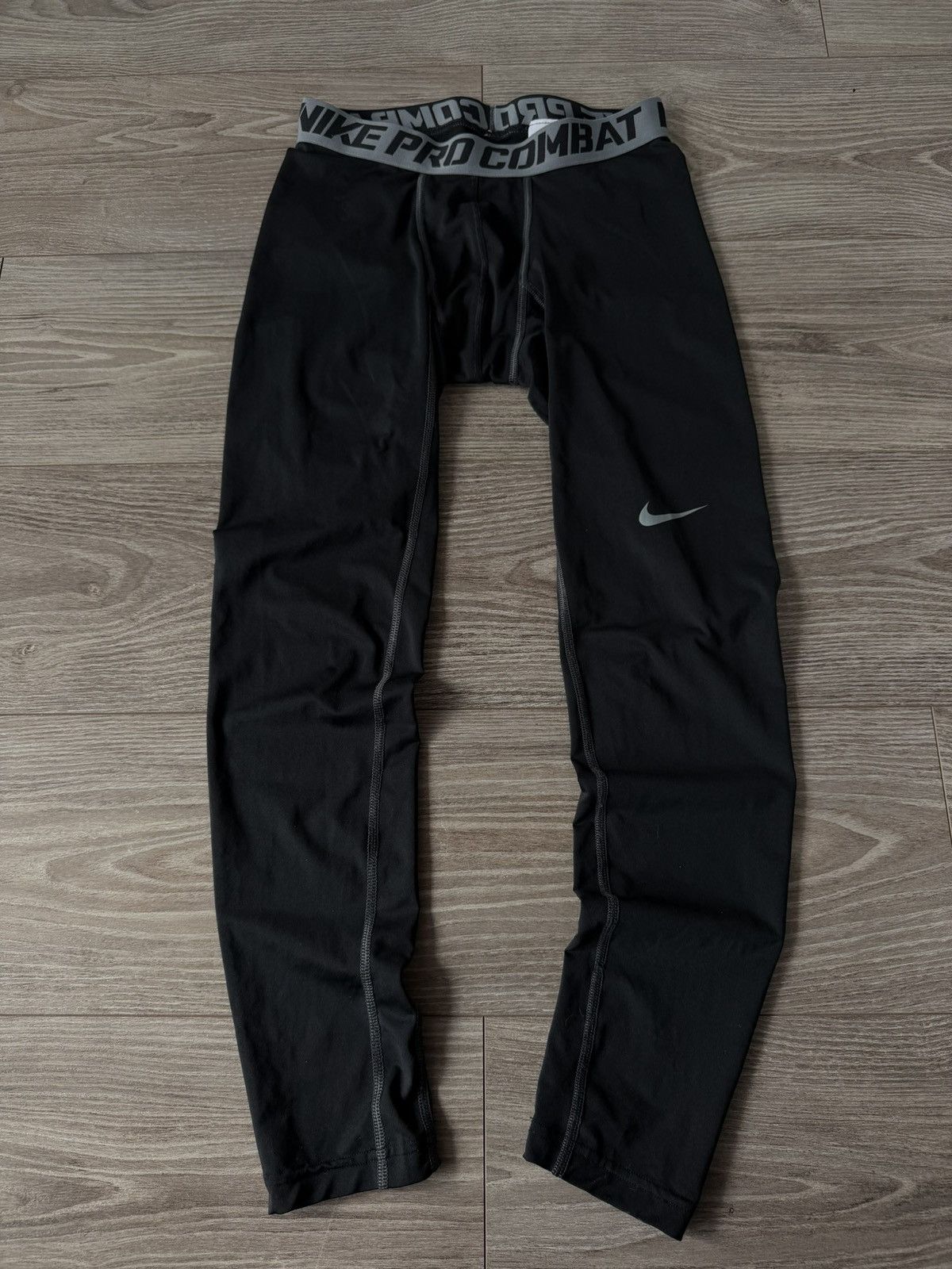 Nike ‼️Nike Pro Combat Dri-Fit Training Spandex Tights Pants‼️ Size US 34 / EU 50 - 4 Thumbnail