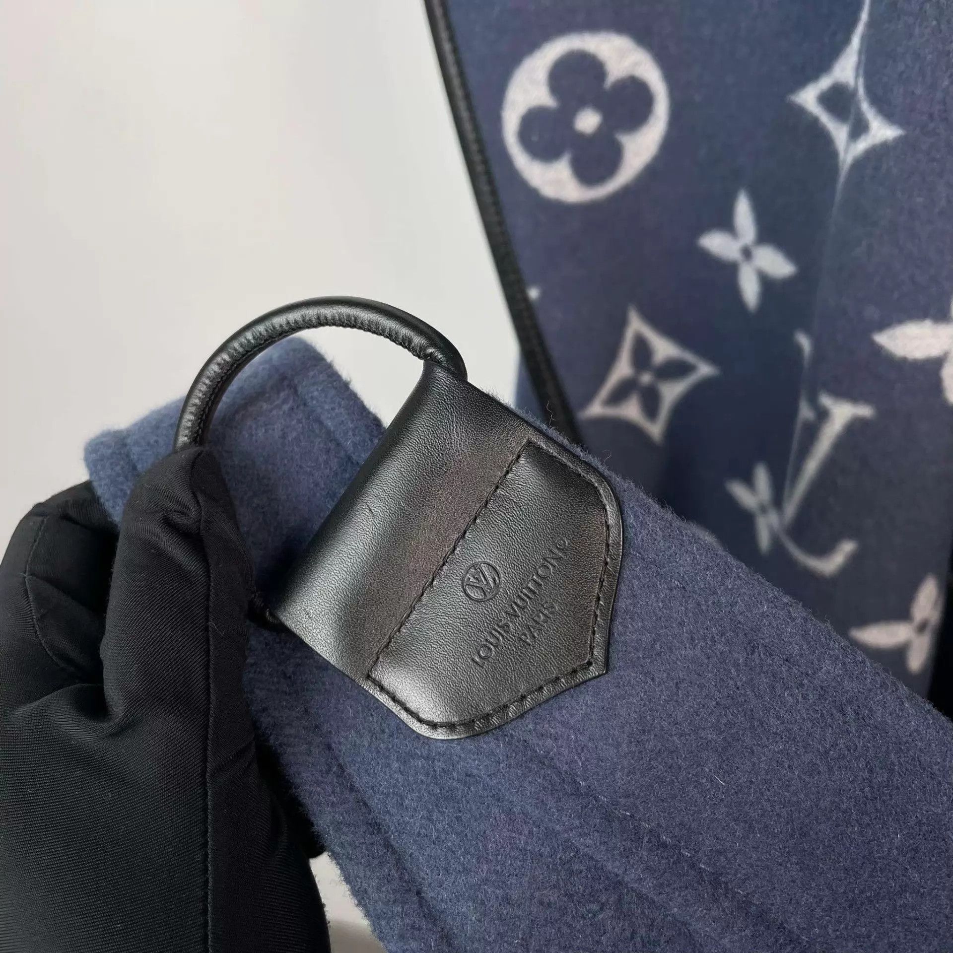 Louis Vuitton LV Wool Hooded Blue Jacket Size XS / US 0-2 / IT 36-38 - 4 Thumbnail