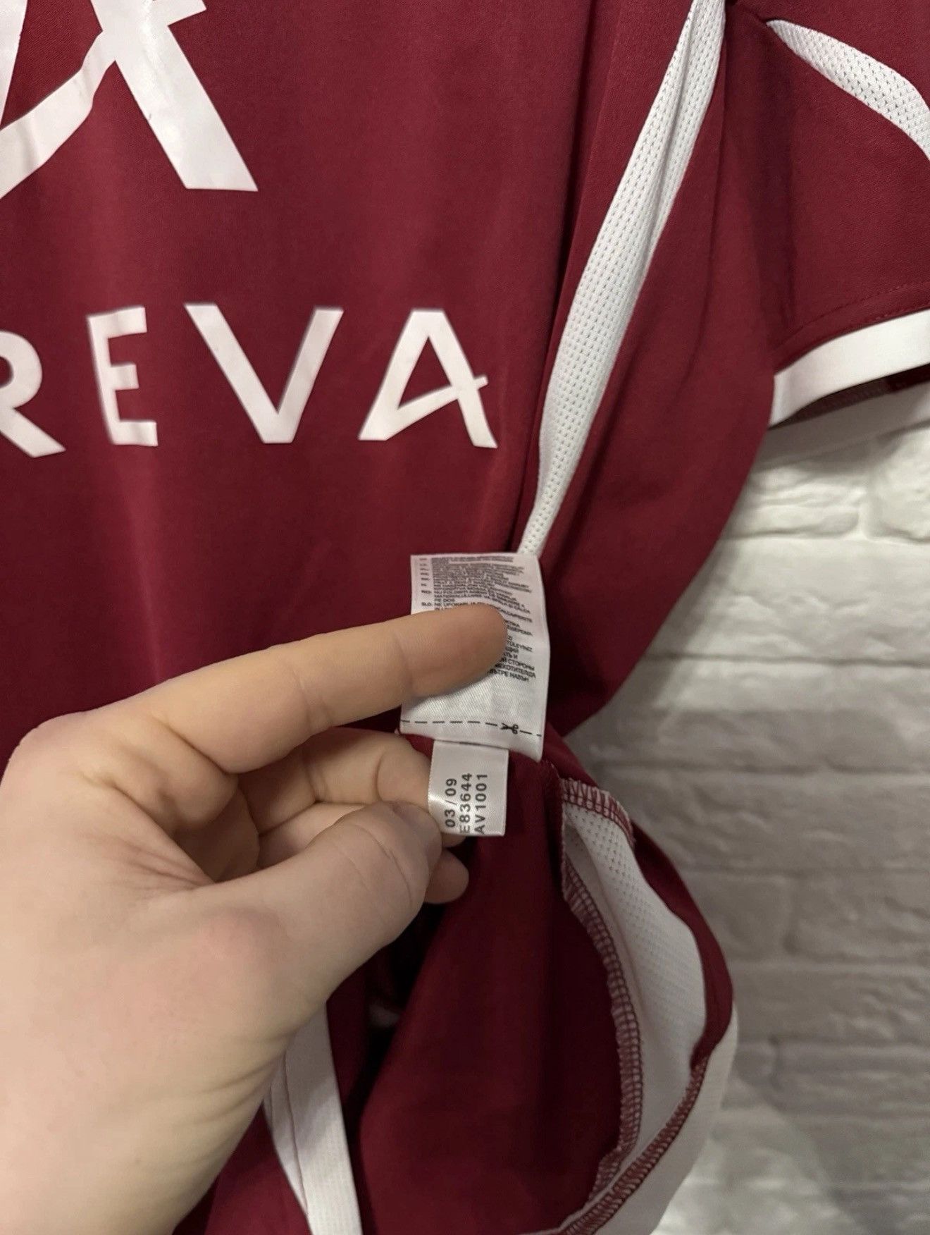 Adidas Adidas Nurnberg PINOLA #25 09/10 Jersey Home Football Shirt Size US XL / EU 56 / 4 - 7 Thumbnail
