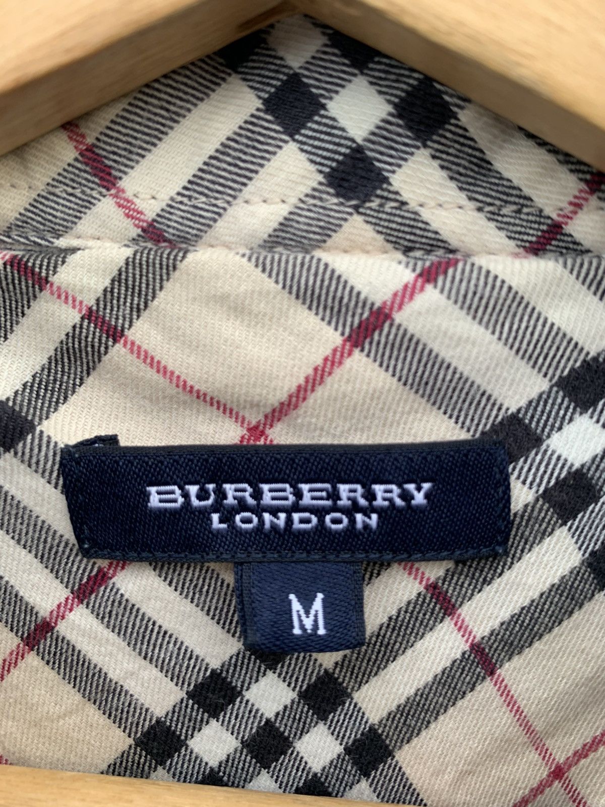Burberry Vintage Burberry London Corduroy Nova Check Button Ups Size US M / EU 48-50 / 2 - 9 Thumbnail