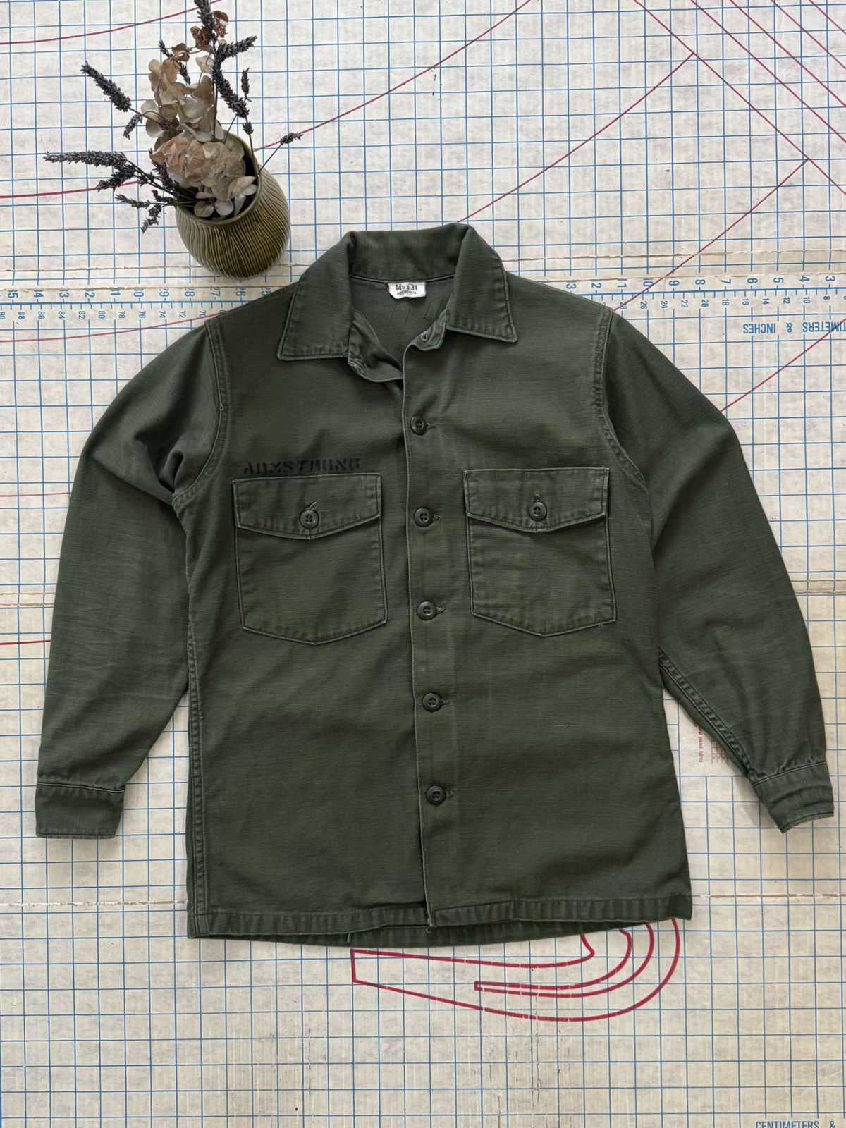 Other × Vintage Vintage OG 107 Fatigue Shirt Fits Mens Small Dark Green Size US S / EU 44-46 / 1 - 1 Thumbnail