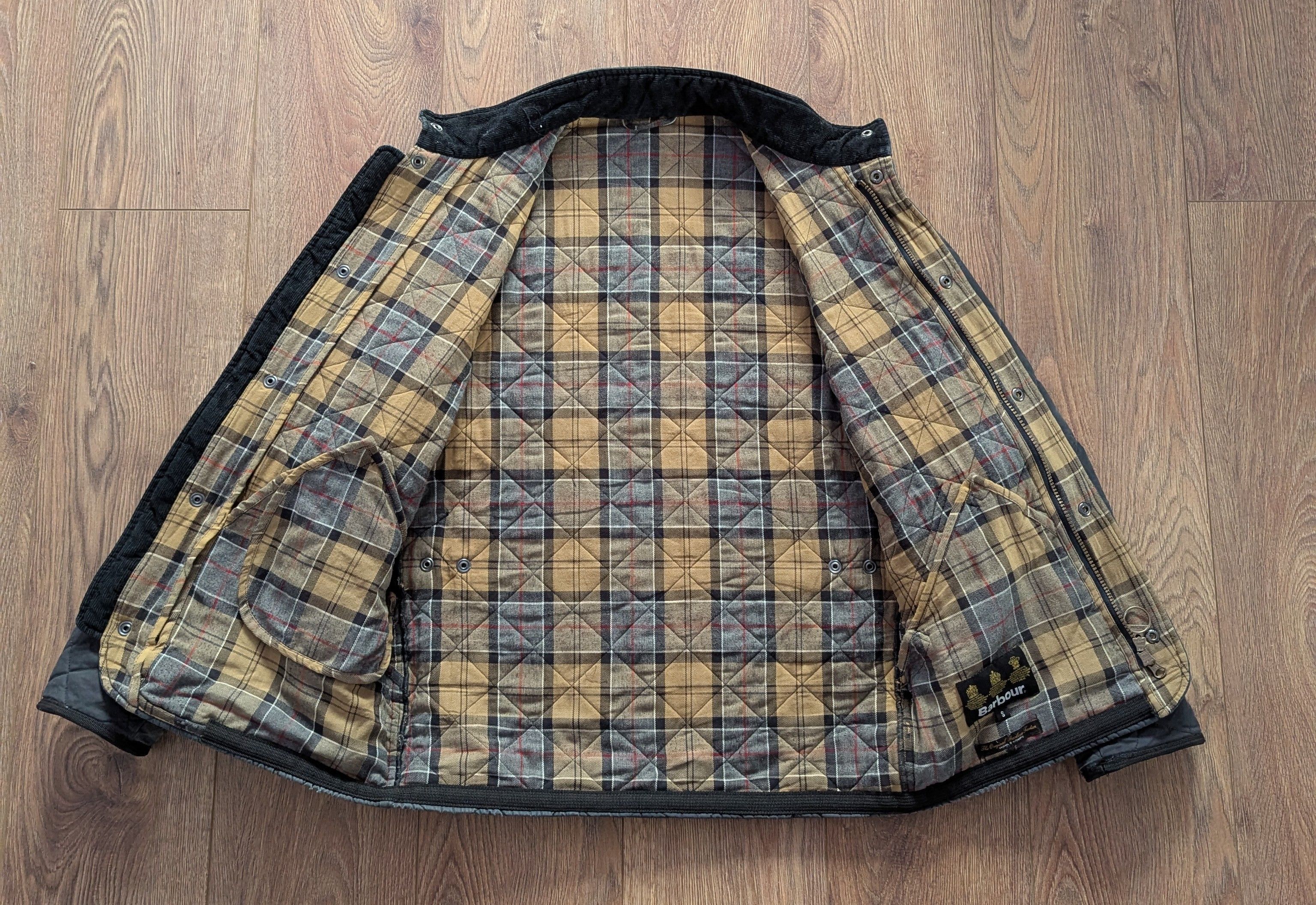 Barbour Barbour Wax Chelsea Sportsquilt Jacket Size S Waxed Cotton Size US S / EU 44-46 / 1 - 15 Thumbnail