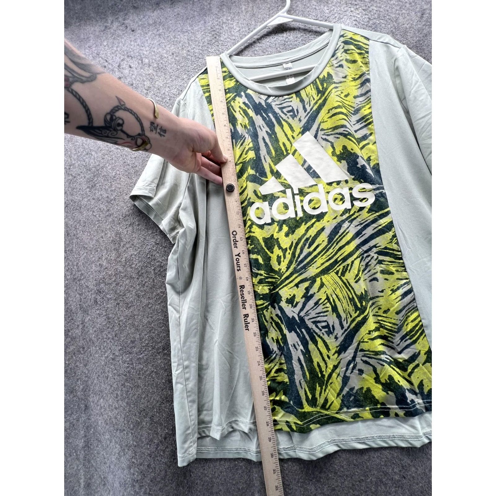 Adidas VINTAGE Adidas Shirt Womens 3X Green Short Sleeve Primegreen Floral Athletic Top Size XXL / US 16-18 / IT 52-54 - 5 Thumbnail