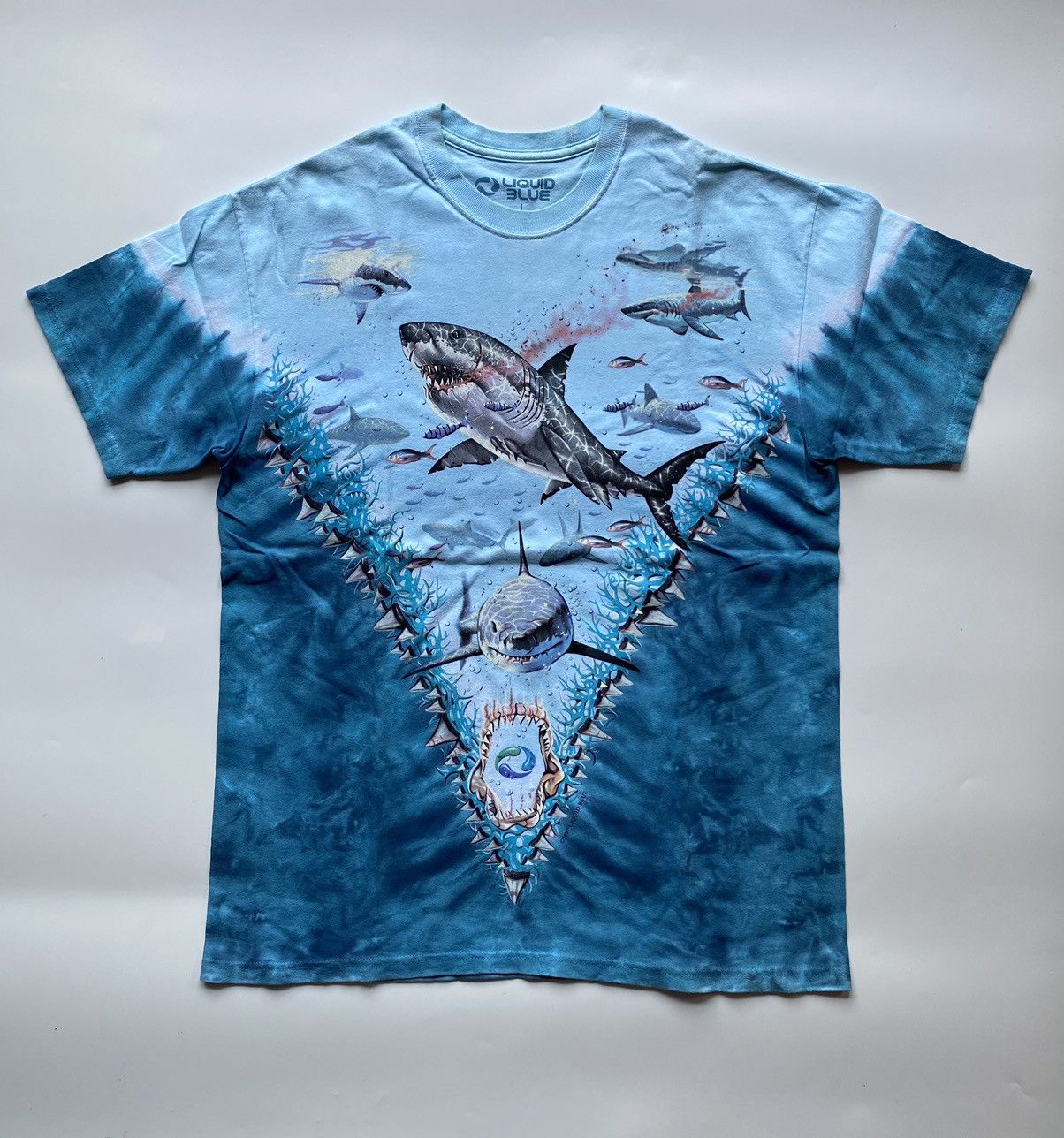Liquid Blue Great White Sharks Tie-Dye T-Shirt Size US L / EU 52-54 / 3 - 1 Thumbnail