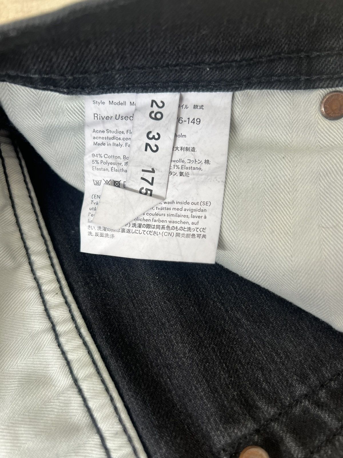 Acne Studios Acne Studios - River Used Blk Jeans (29/32) Size US 29 - 11 Thumbnail