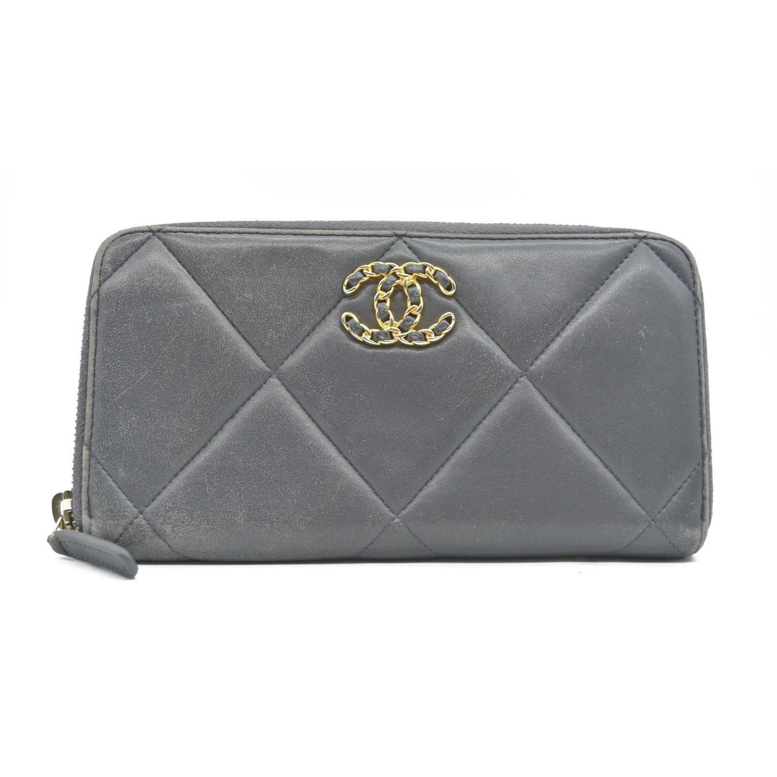 Chanel Chanel 2021 Interlocking CC Logo Continental Wallet Size ONE SIZE - 1 Thumbnail