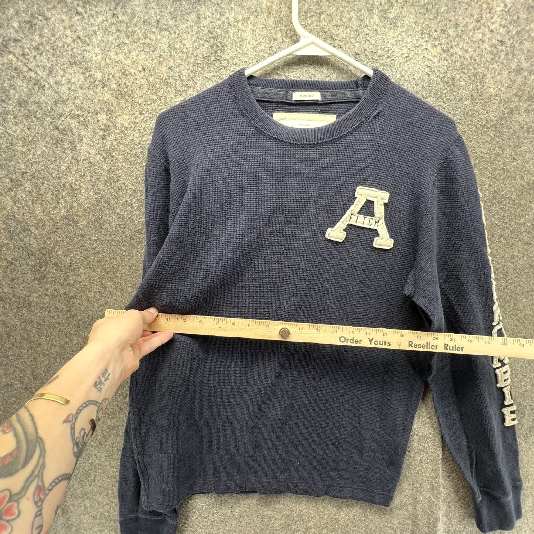Abercrombie & Fitch Abercrombie & Fitch Shirt Mens L Blue Thermal Muscle A Logo Long Sleeve Size US L / EU 52-54 / 3 - 5 Thumbnail
