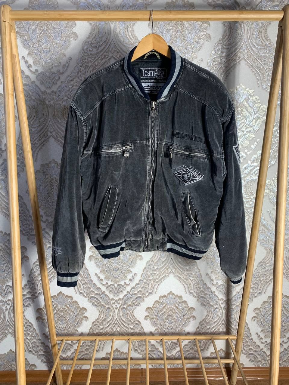 NFL Vintage Los Angeles Raiders NFL Retro Velour Jacket Y2K 90s Size US M / EU 48-50 / 2 - 6 Thumbnail