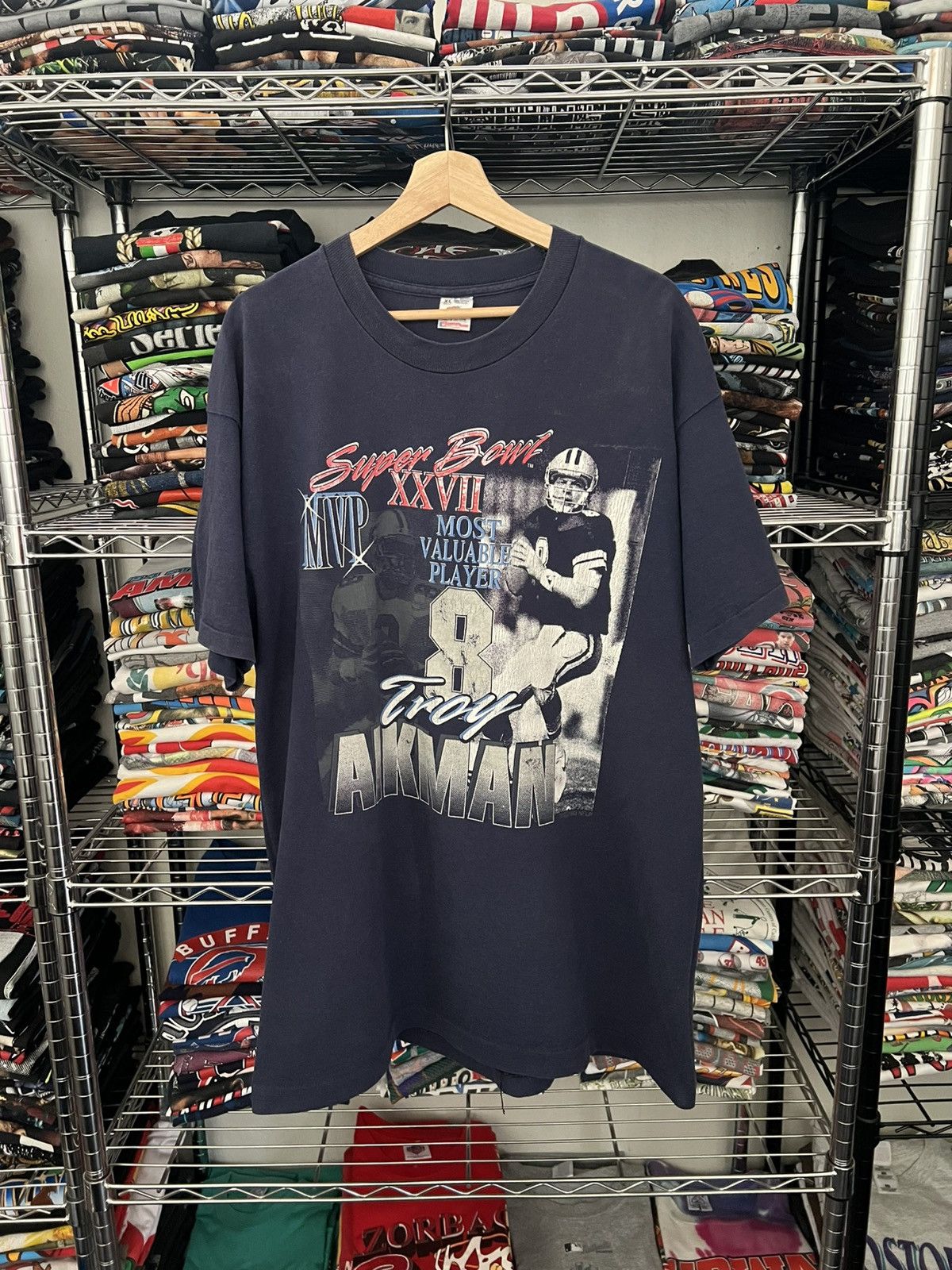 NFL 1993 Troy Aikman Dallas Cowboys MVP Single Stitch Tee Size US XL / EU 56 / 4 - 1 Thumbnail