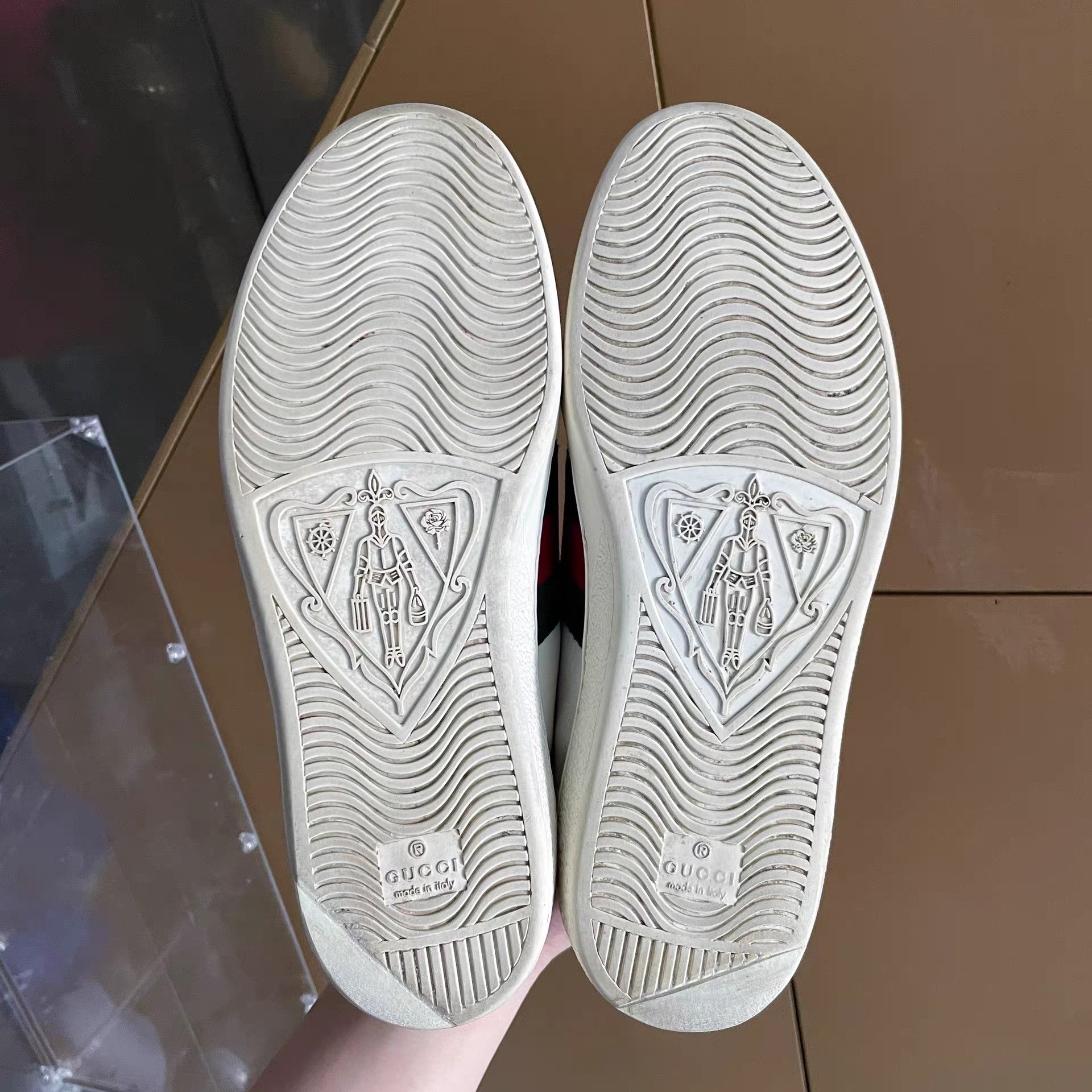 Gucci Gucci Ace Bee Sneakers Size US 8.5 / EU 41-42 - 6 Thumbnail