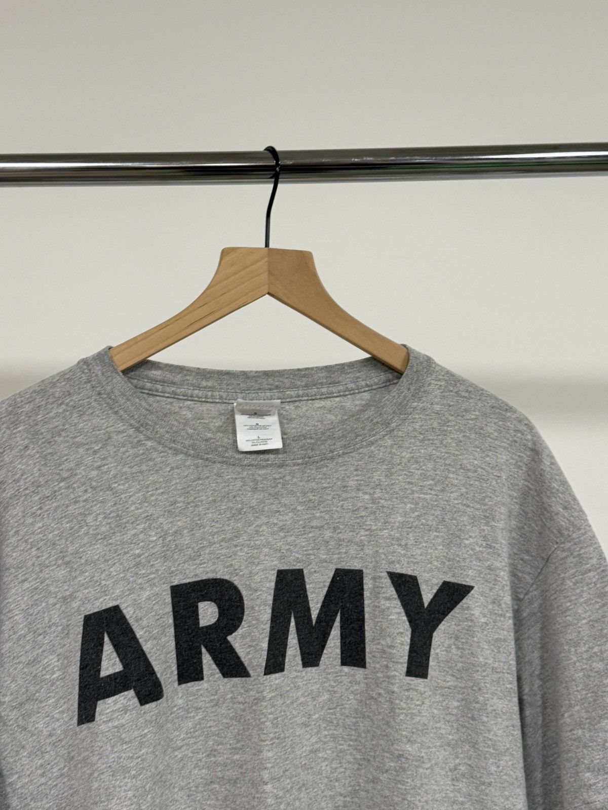 Vintage Vintage ARMY Gilidan Retro y2k 00s Tee Grey Military Size US L / EU 52-54 / 3 - 4 Thumbnail