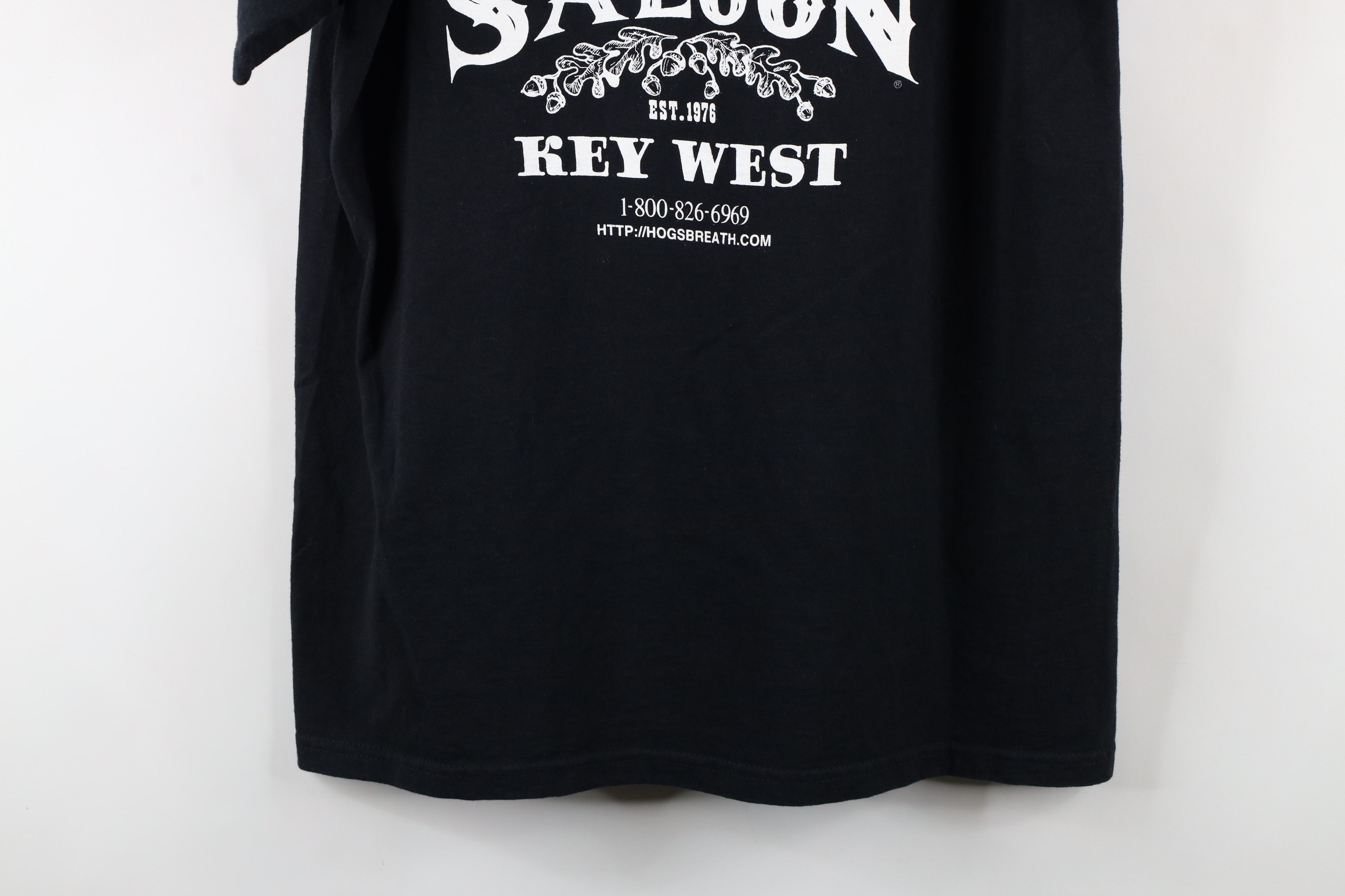 Vintage Vintage 90s Streetwear Spell Out Hogs Breath Saloon T-Shirt Size US L / EU 52-54 / 3 - 10 Thumbnail
