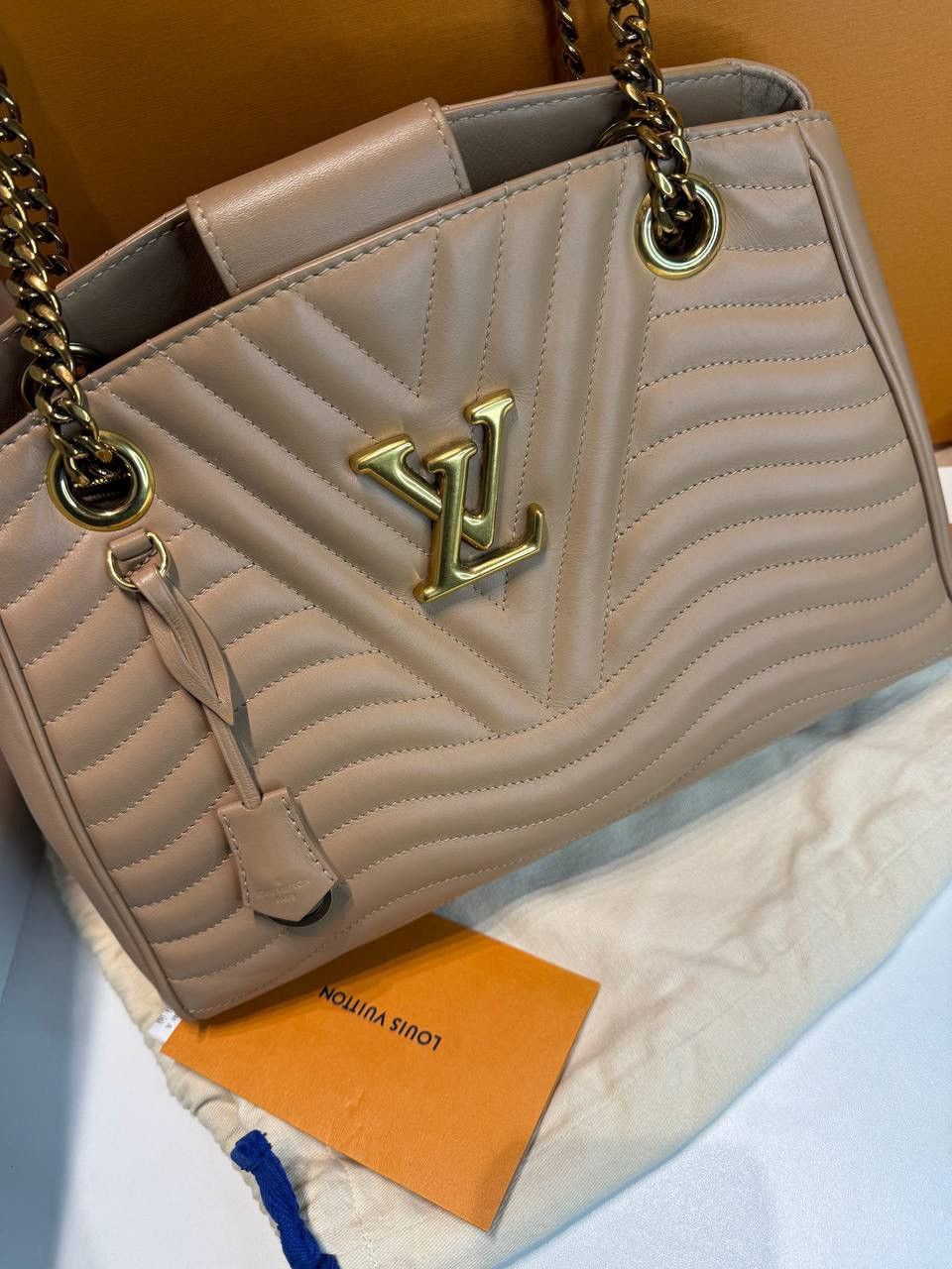 Louis Vuitton LOUIS VUITTON Calfskin New Wave Chain Tote In Noisette Size ONE SIZE - 5 Thumbnail