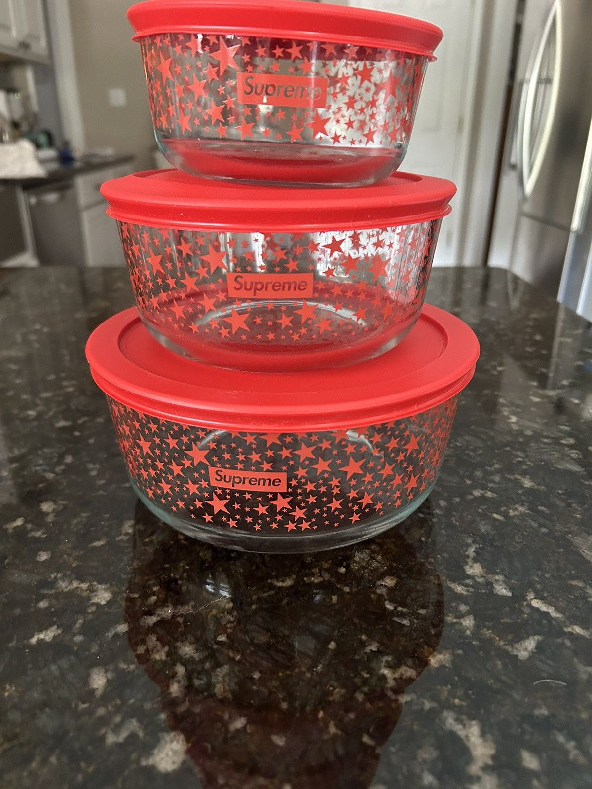 Supreme Pyrex bowls