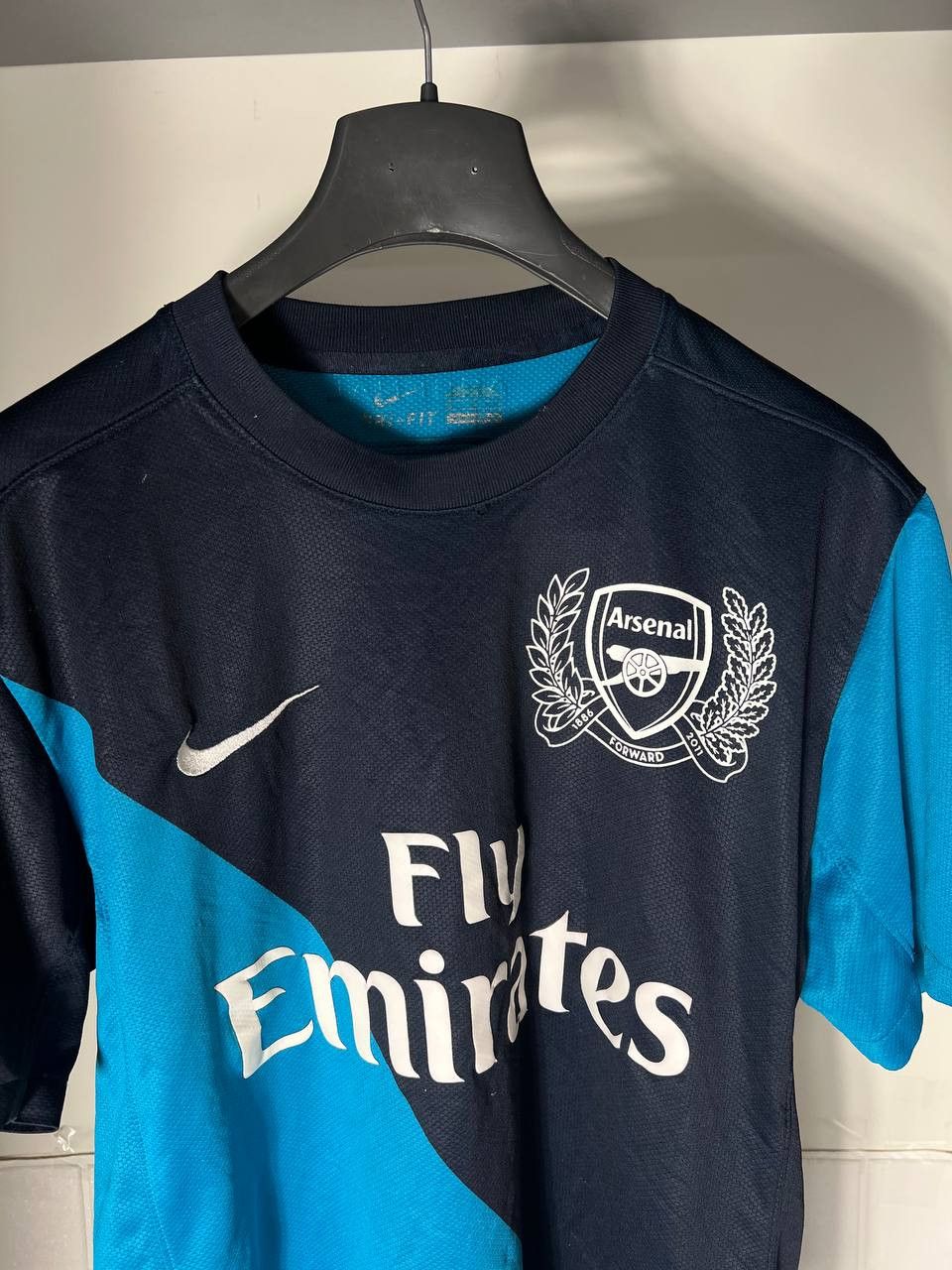 Nike VINTAGE NIKE FC ARSENAL LONDON ENGLAND SOCCER JERSEY RETRO Size US M / EU 48-50 / 2 - 2 Thumbnail