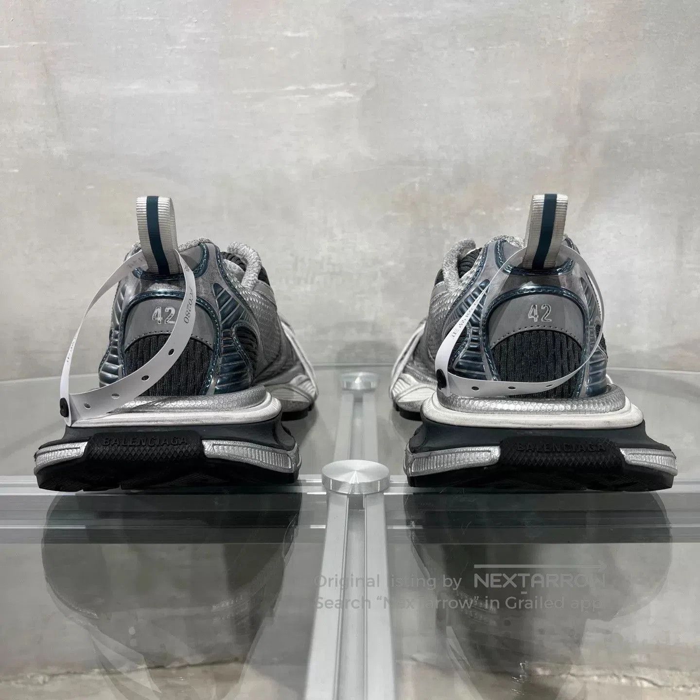 Balenciaga Silver Athletic Sneakers with Yellow Accents Size 9. Size US 9 / EU 42 - 6 Thumbnail