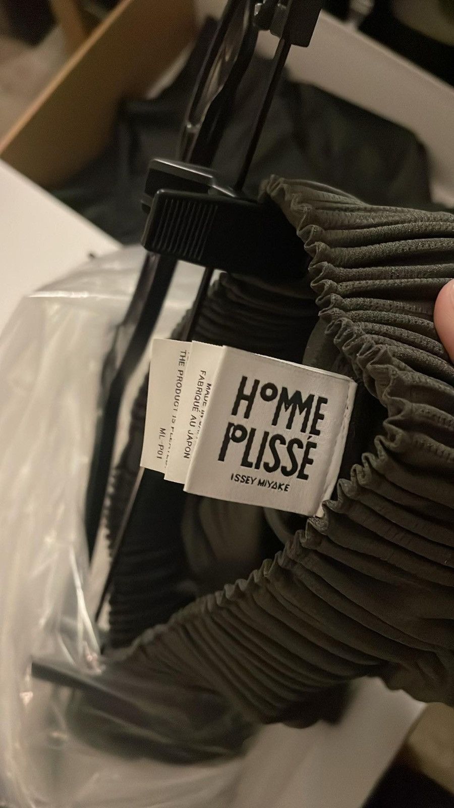 Homme Plisse Issey Miyake Homme Plissé Issey Miyake Pleated Pants Cropped Size 1 Size US 32 / EU 48 - 3 Thumbnail