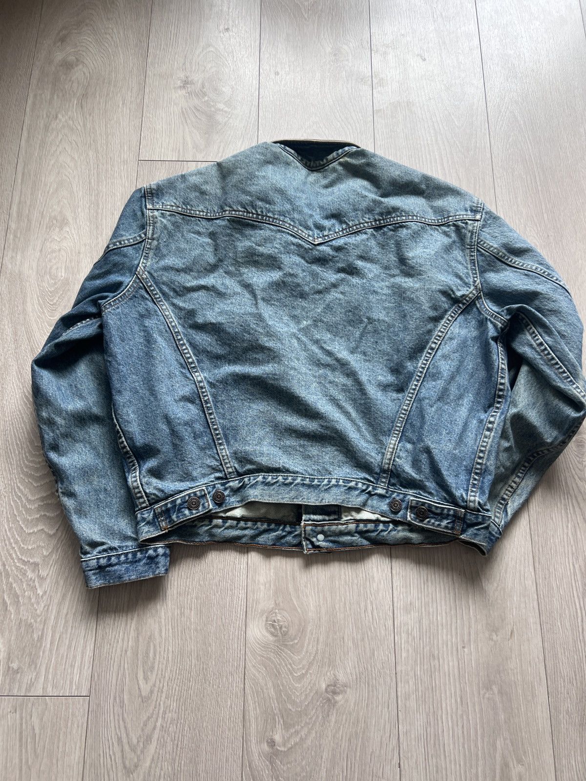 Levi's Vintage Clothing Vintage Levis Denim Trucker Jacket Leather Collar 80s 90s Size US M / EU 48-50 / 2 - 6 Thumbnail