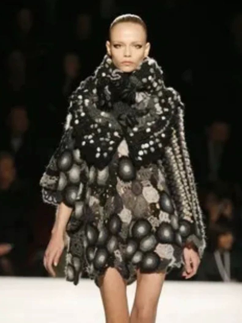 Kenzo KENZO Vintage knitted cloak jacket with beautiful puffer d Size S / US 4 / IT 40 - 2 Thumbnail