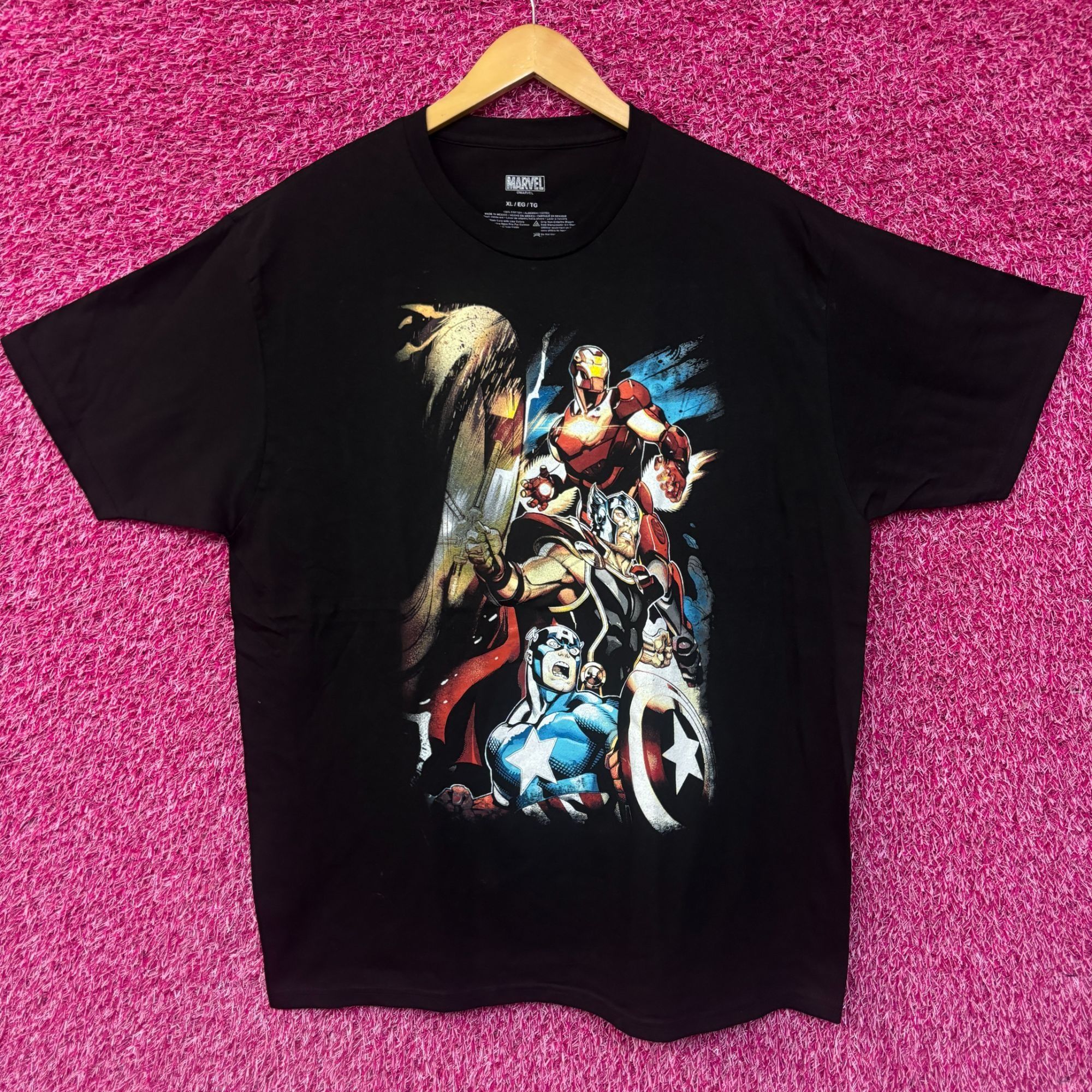 Marvel Comics Marvel Avengers Comic Book Tshirt size XL Size US XL / EU 56 / 4 - 1 Thumbnail
