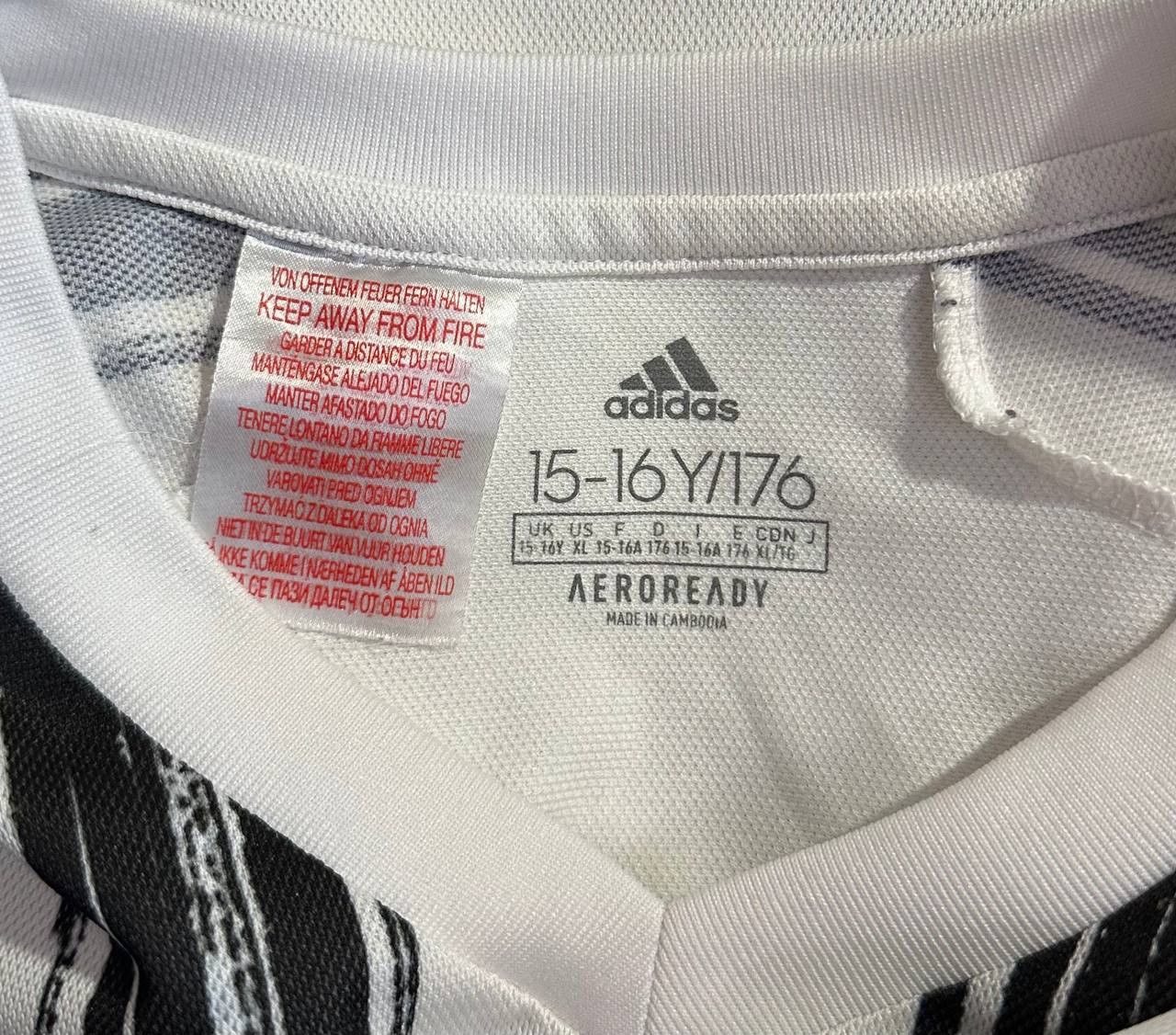 Adidas Juventus Home 2020 2021 Adidas football Jersey shirt Soccer Size US S / EU 44-46 / 1 - 9 Thumbnail