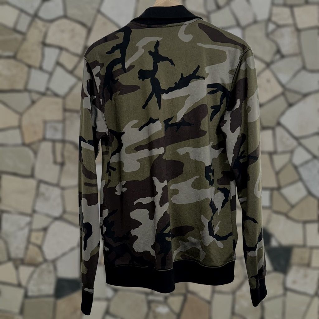Carhartt VINTAGE Carhartt Camo Track Lightweight Jacket Full-Zip Men’s M Camouflage Casual Urban Fashion, Streetwear, Hype Mens Size US M / EU 48-50 / 2 - 1 Thumbnail