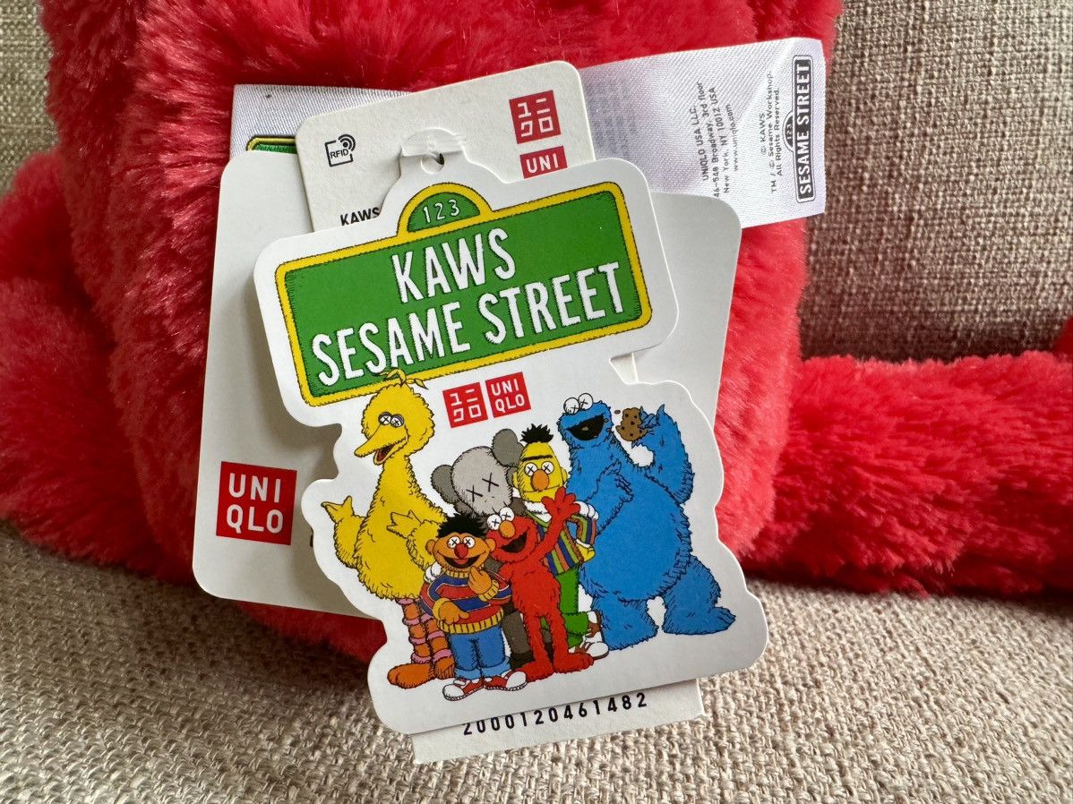 Kaws × Uniqlo FAST SHIP Sesame Street Elmo Red Plush Toy Doll Red Figure Size ONE SIZE - 6 Thumbnail