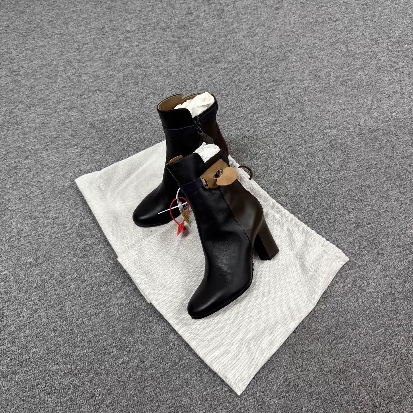 Hermes Hermes Kelly buckle color block leather short boots 36.5 Size US 6 / IT 36 - 1 Thumbnail