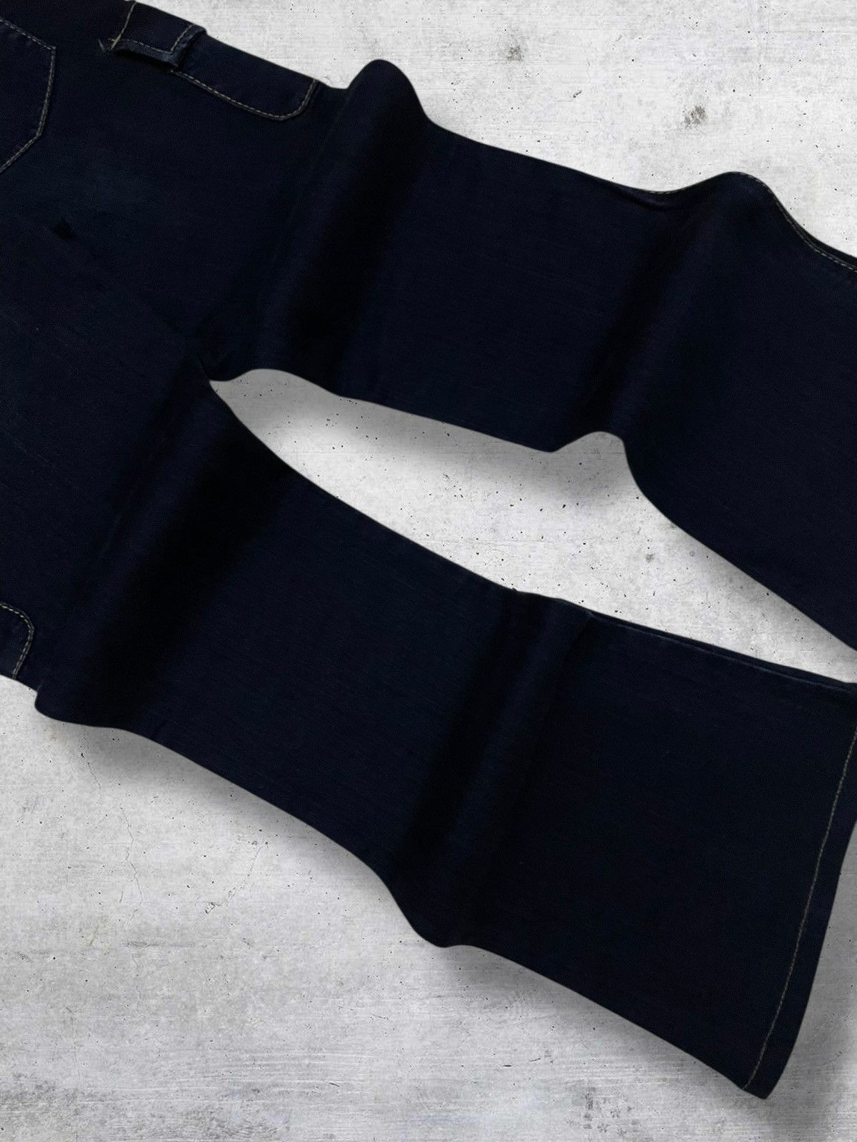 Japanese Brand VINTAGE CRAFTED JAPAN DESIGNER FLARED CARGO UTILITY DENIM Size US 29 - 13 Thumbnail