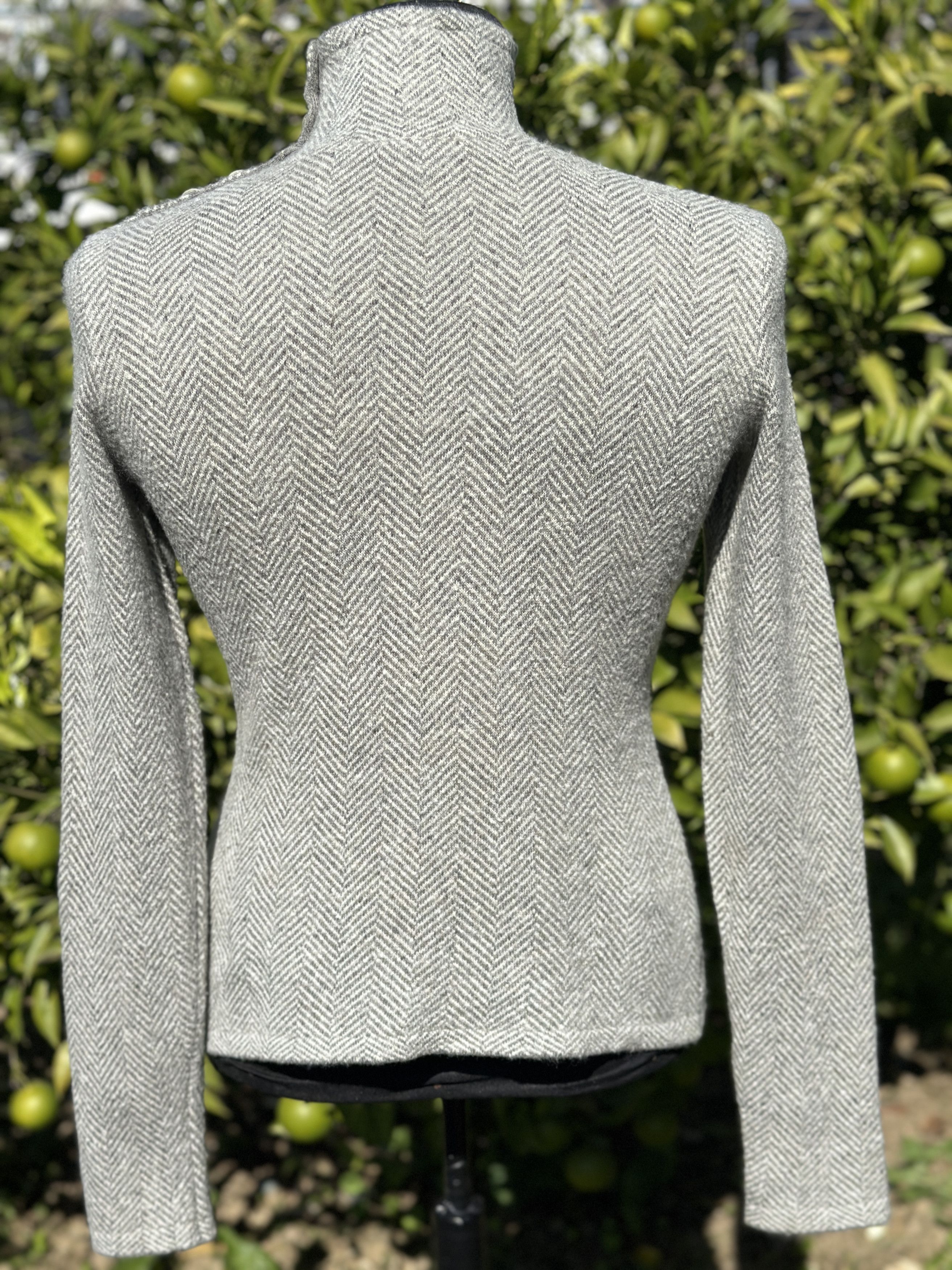 Ralph Lauren Purple Label Ralph Lauren Purple Label Herringbone Button Shoulder Sweate Size US L / EU 52-54 / 3 - 12 Thumbnail