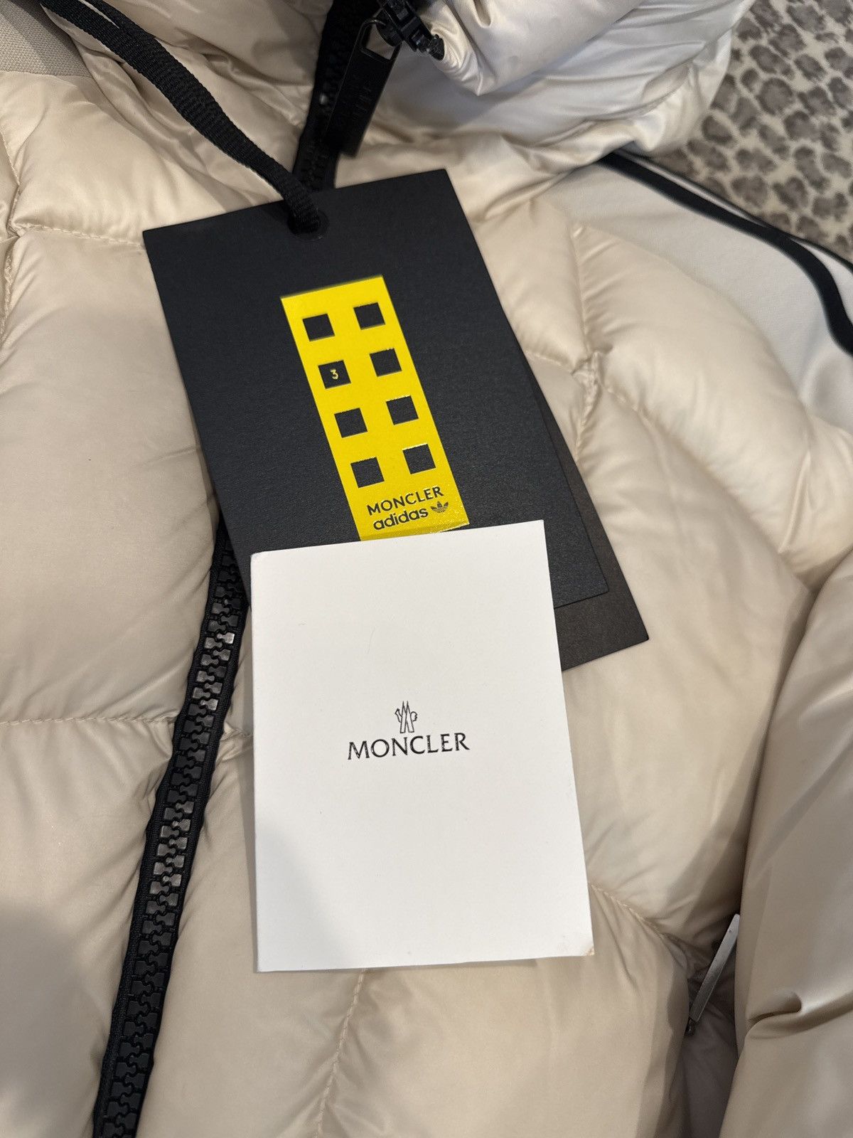 Adidas × Moncler MONCLER adidas Size XS / US 0-2 / IT 36-38 - 4 Thumbnail